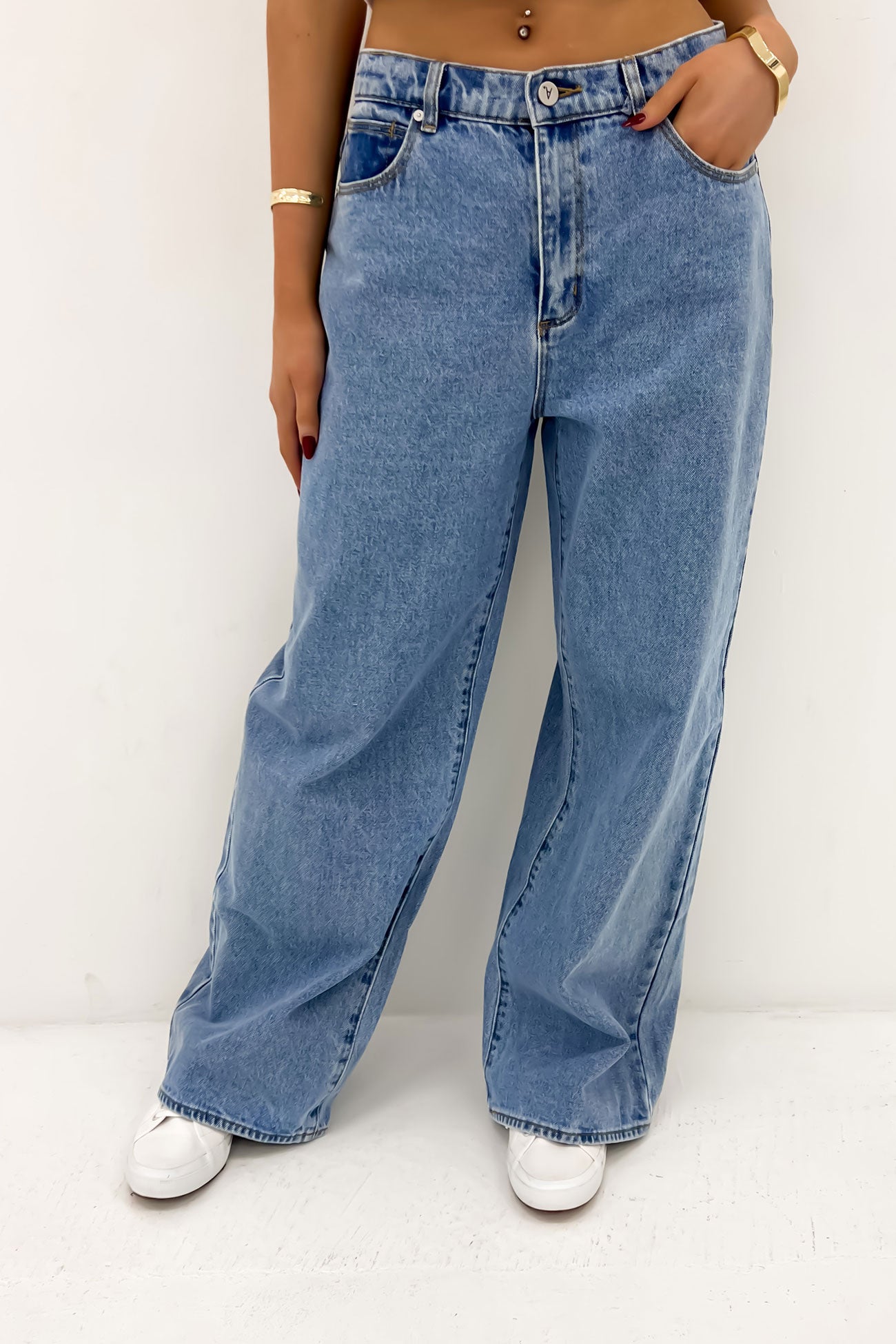 A 95 Super Baggy Jean Gigi