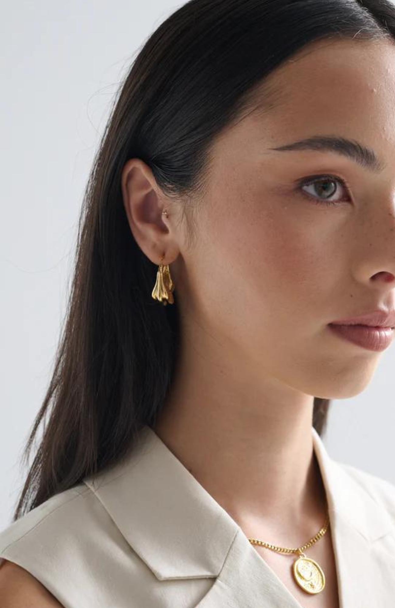 Harrison Earrings Gold