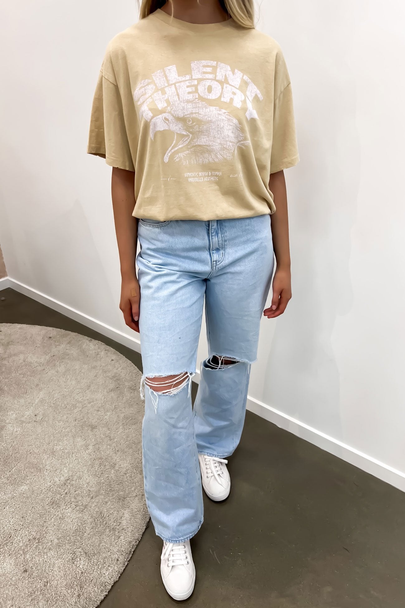 Backstage Tee Oatmeal