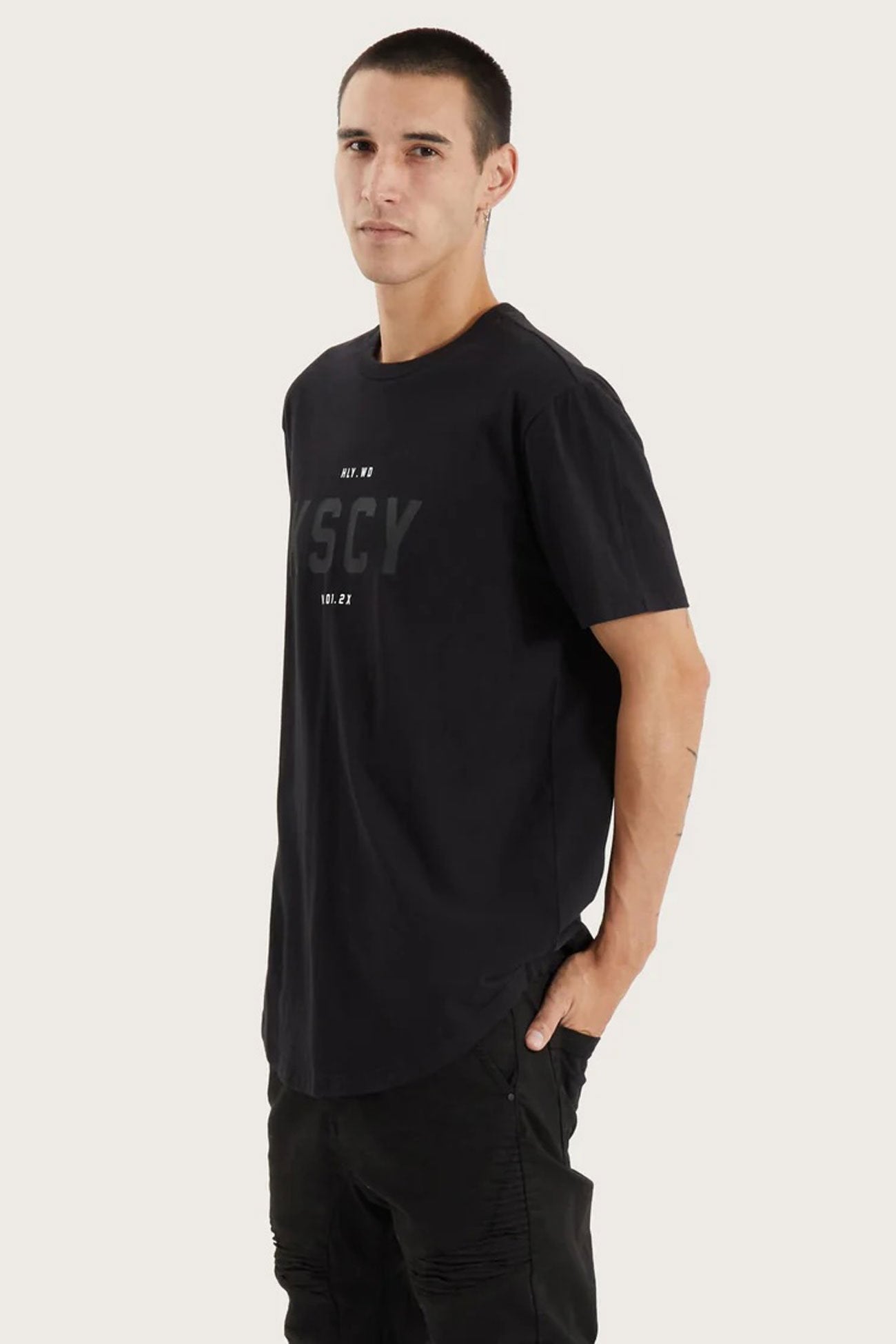 Dilon Dual Curved Tee Jet Black