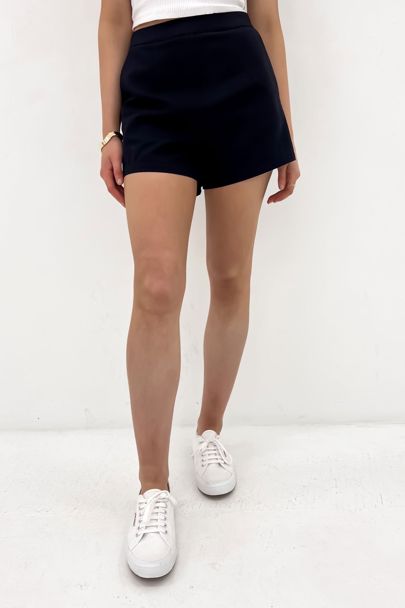 Jena Short Black