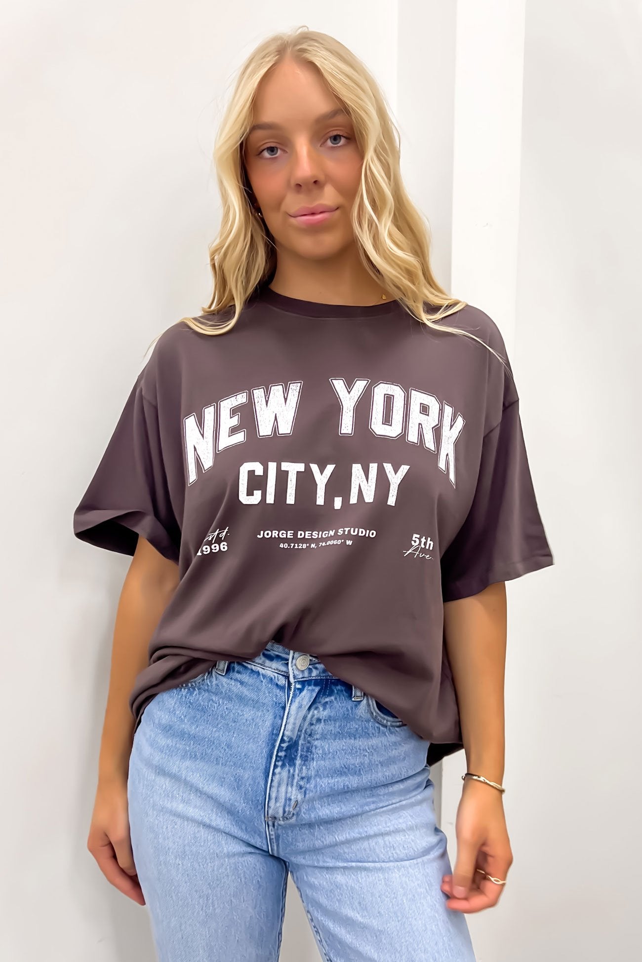 New York Tee Washed Black