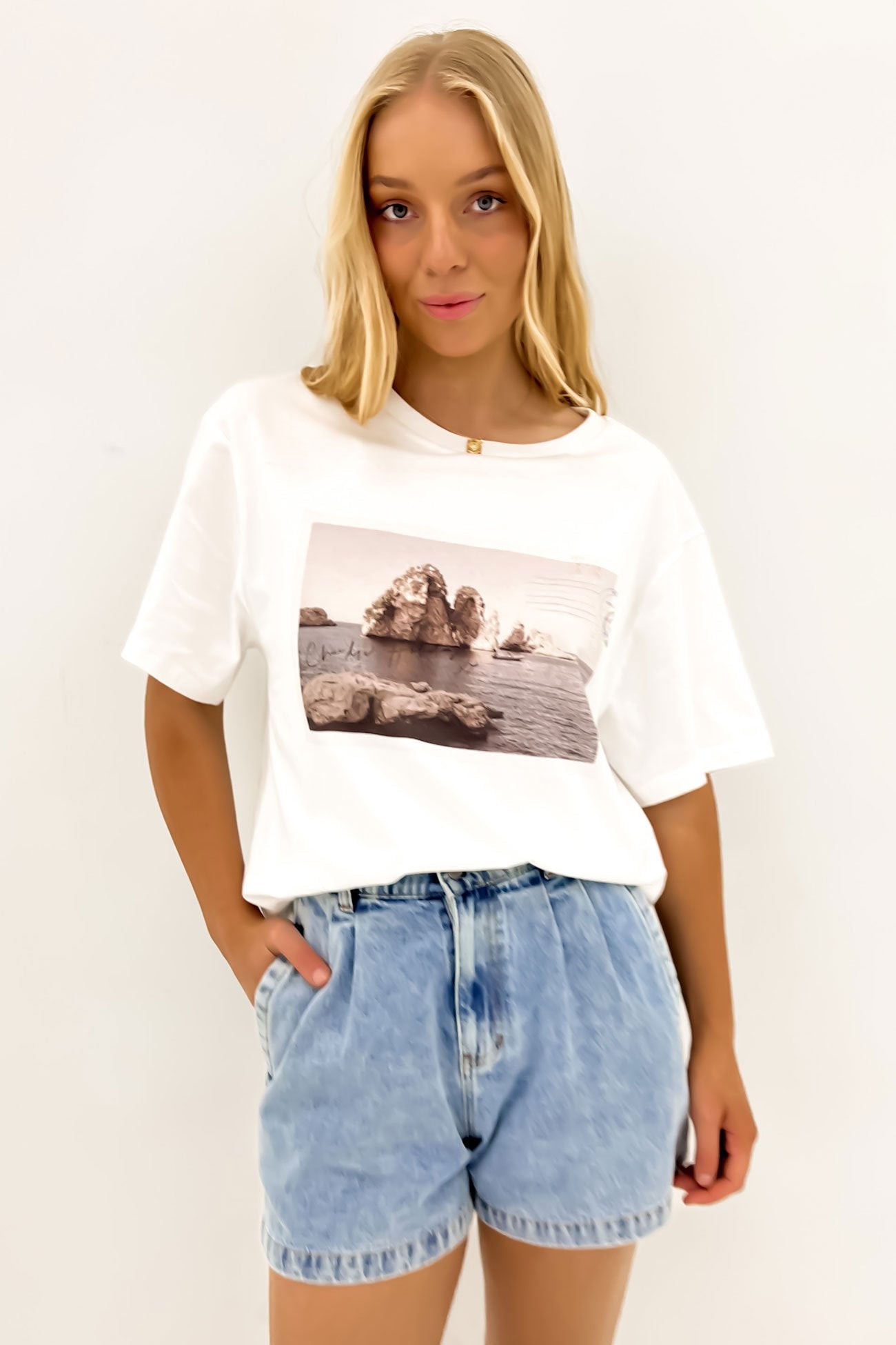 Postcard Boyfriend Tee White