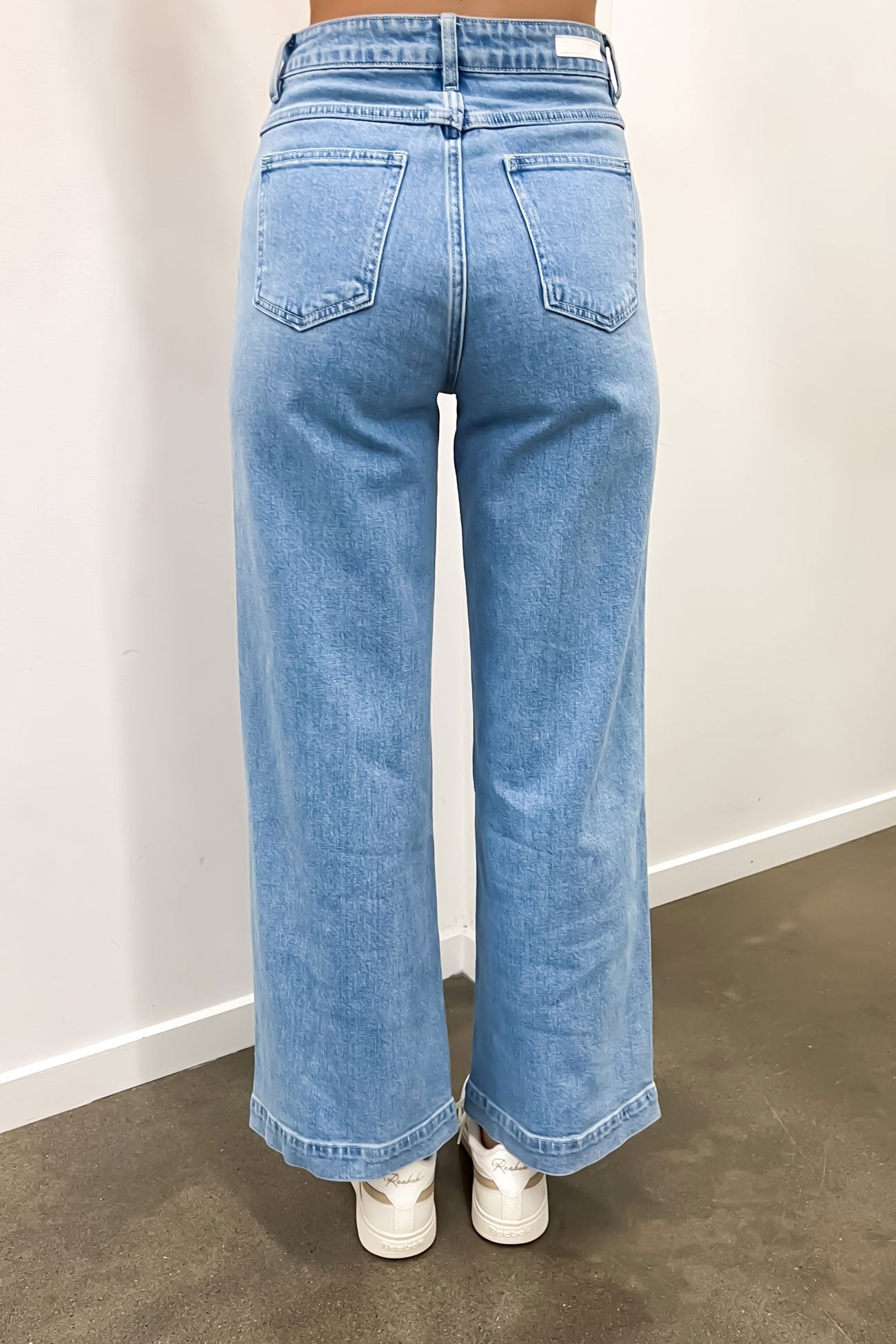 Sarah Wide Leg Jean Light Blue