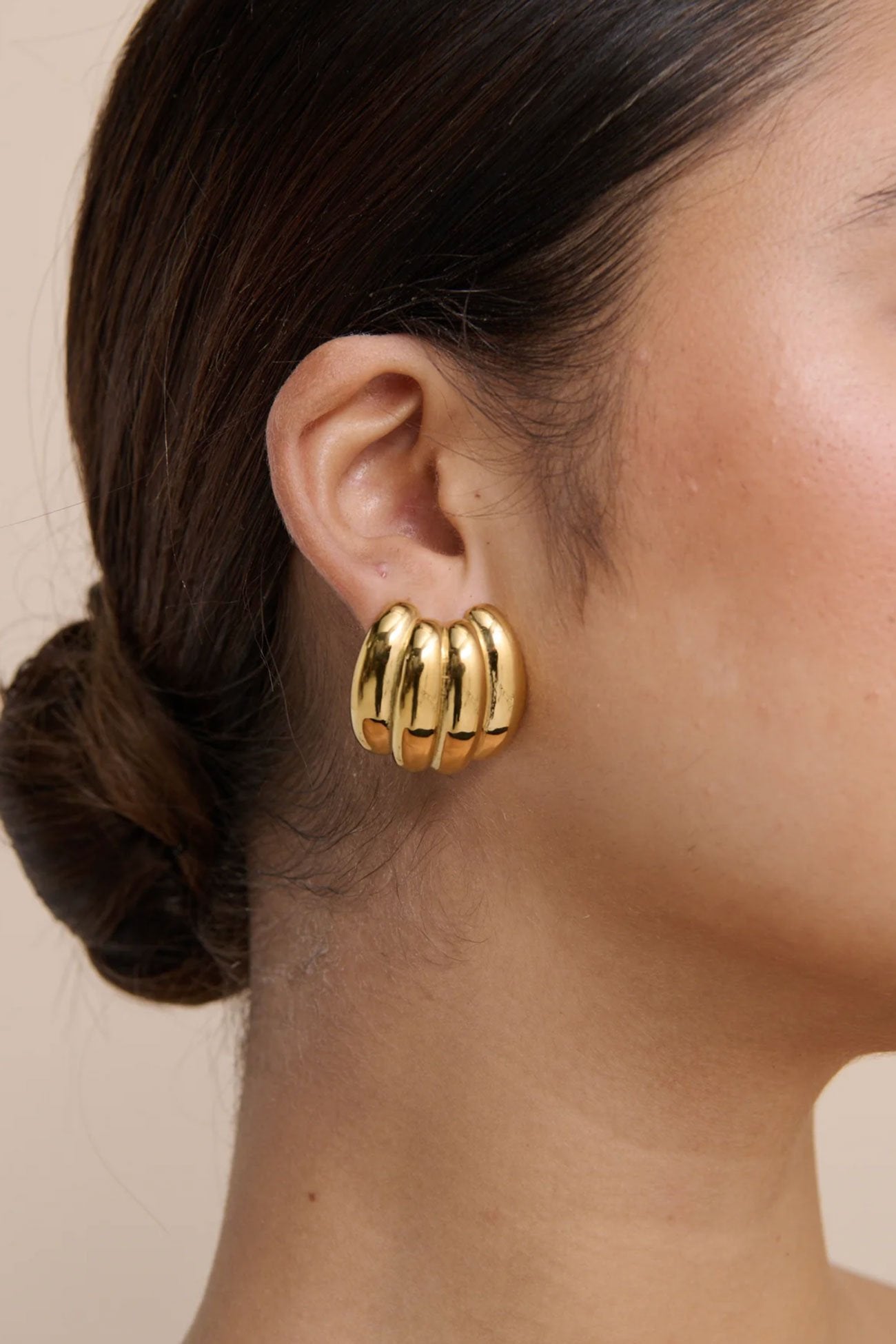 April Earrings Gold