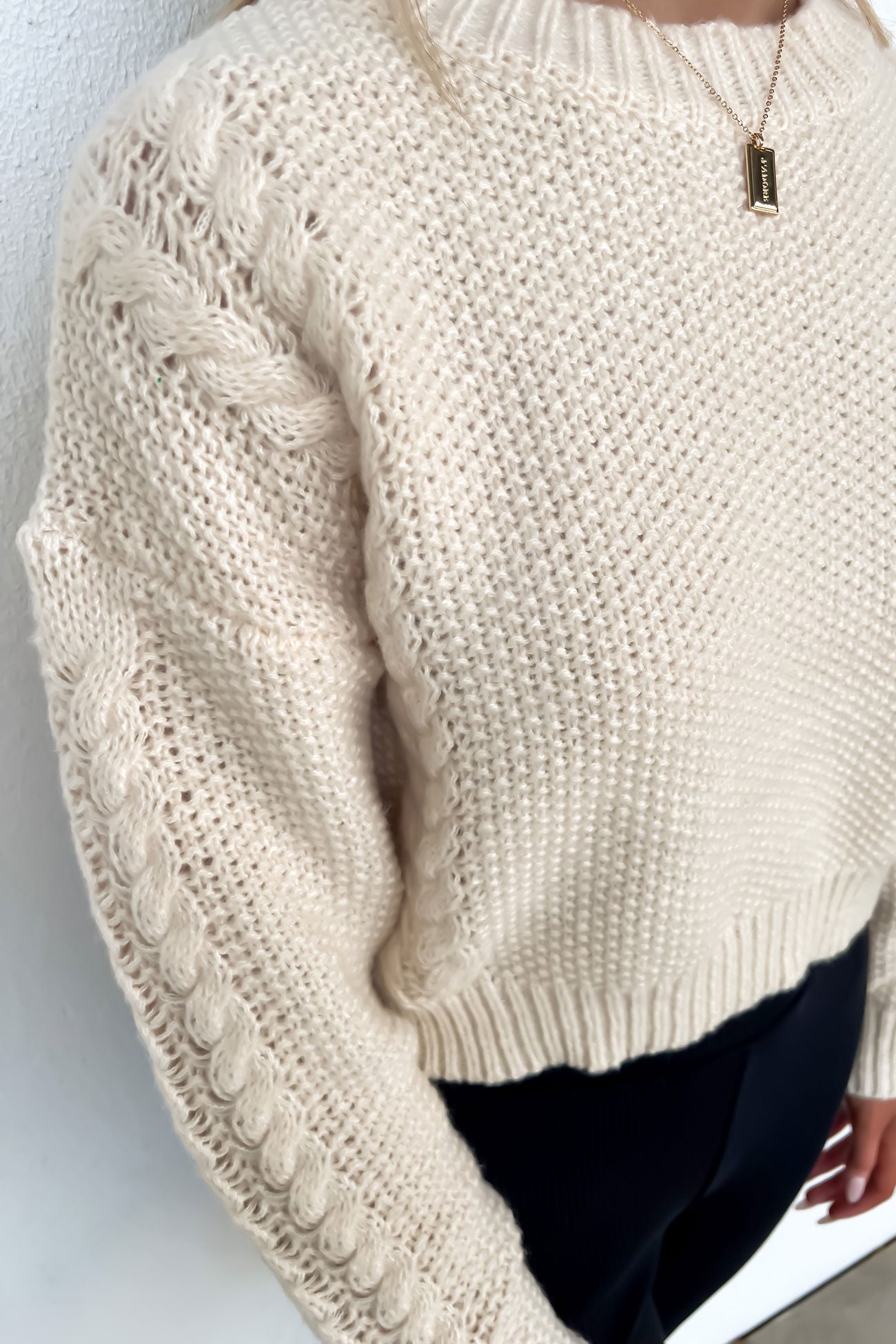 Simone Crop Knit Creme