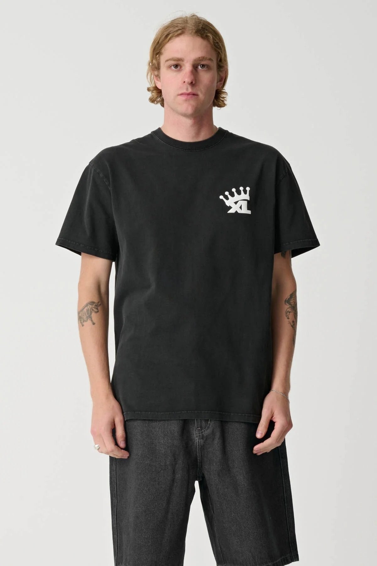 XL Crown Short Sleeve Tee Pigment Black