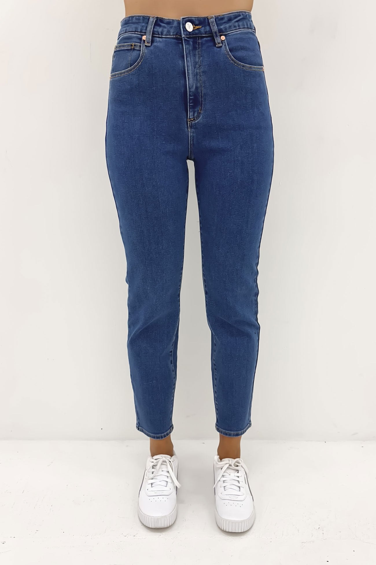 A 94 High Slim Jean Liliana