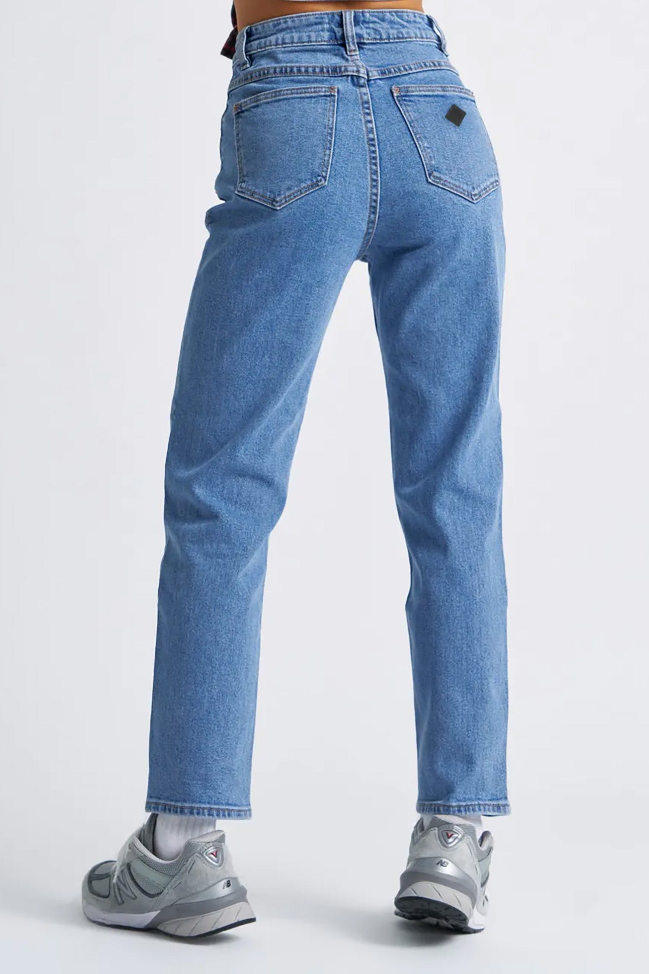 A 94 High Slim Petite Jean Georgia