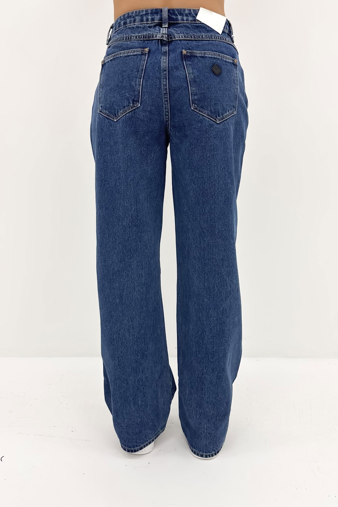 A 95 Baggy Jean Bella