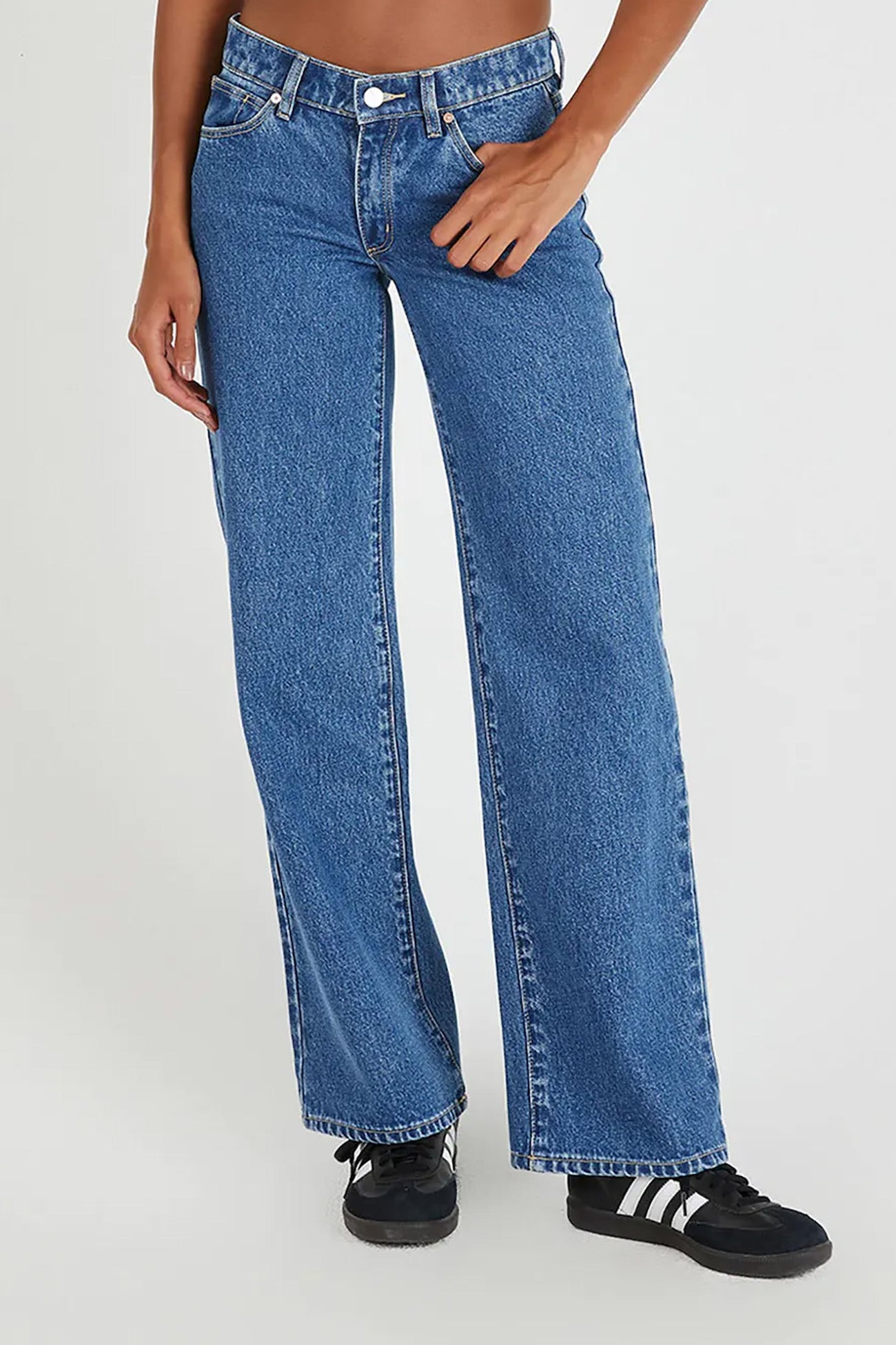 A 99 Low & Wide Jean Chantell Organic