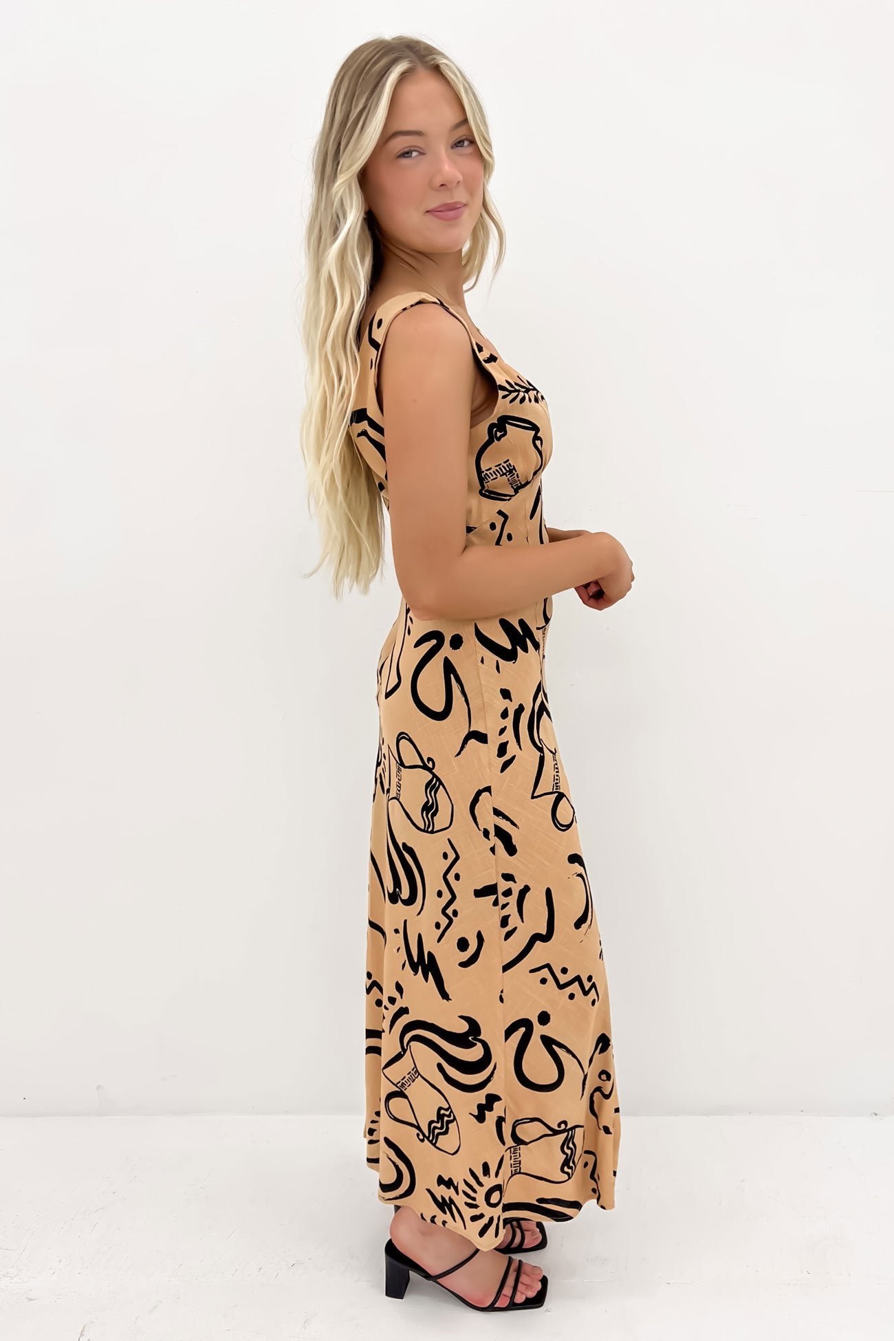 Bari Maxi Dress Tan Black