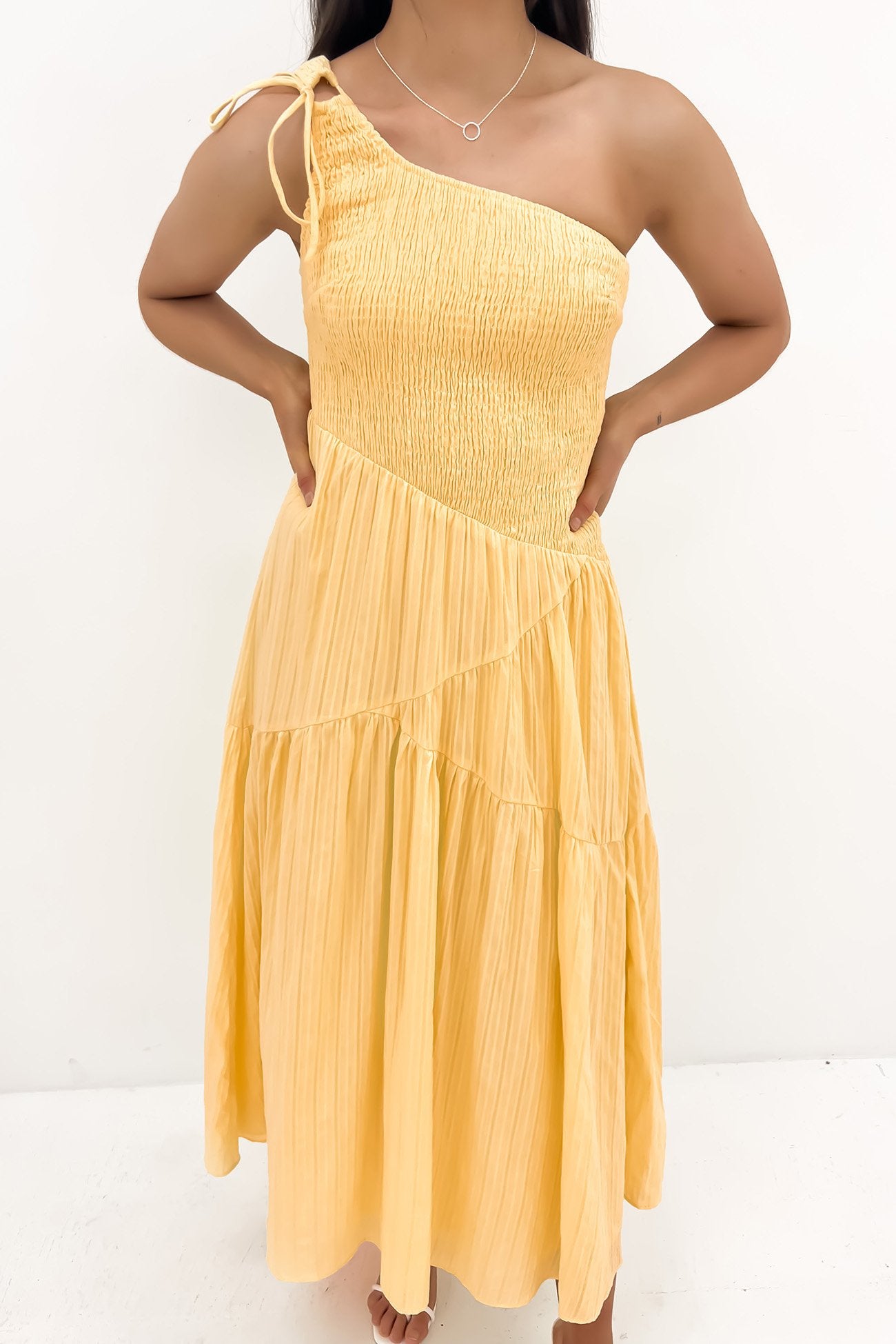 Braelyn Midi Dress Yellow