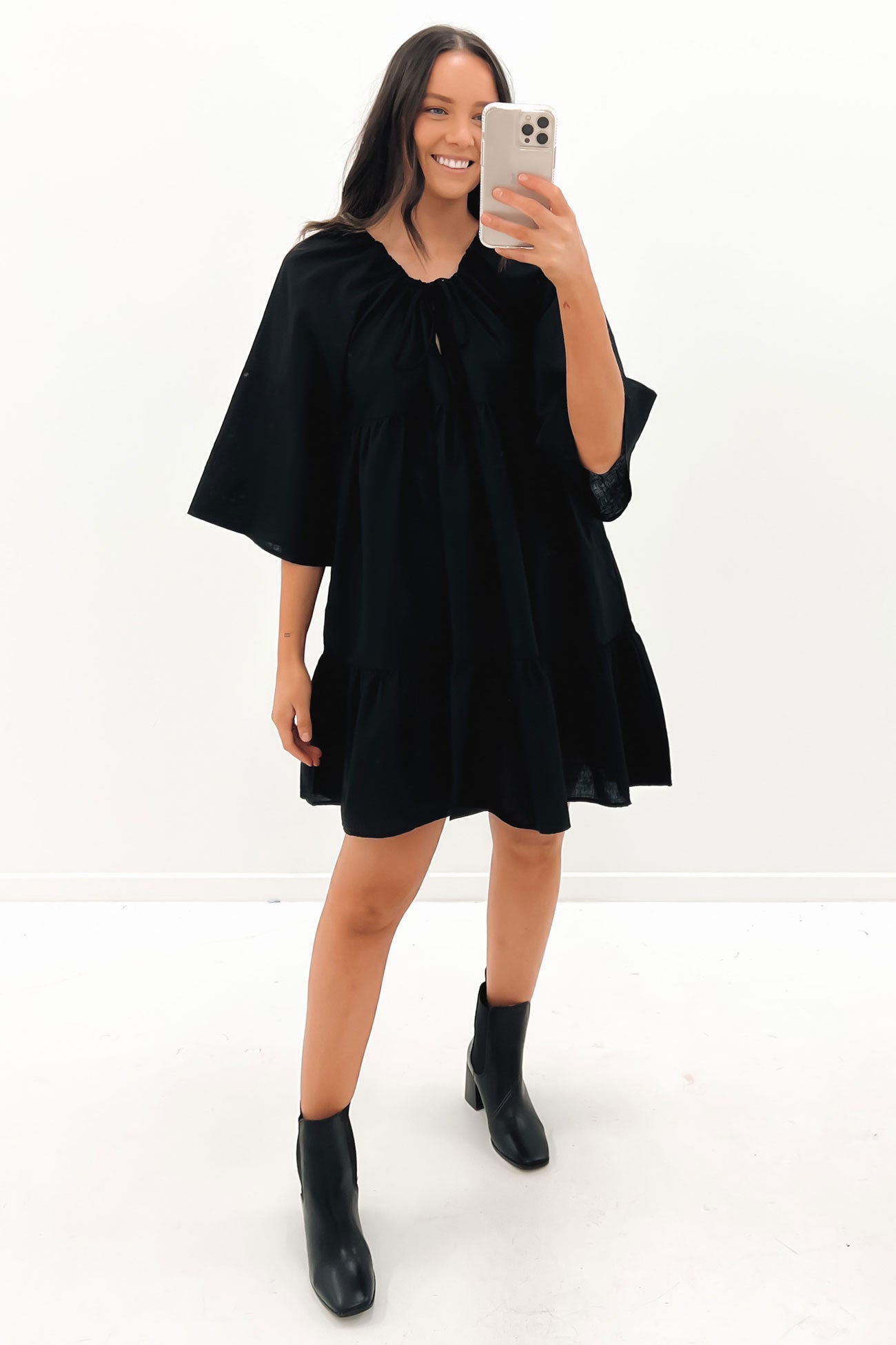 Cassie Kaften Mini Dress Black