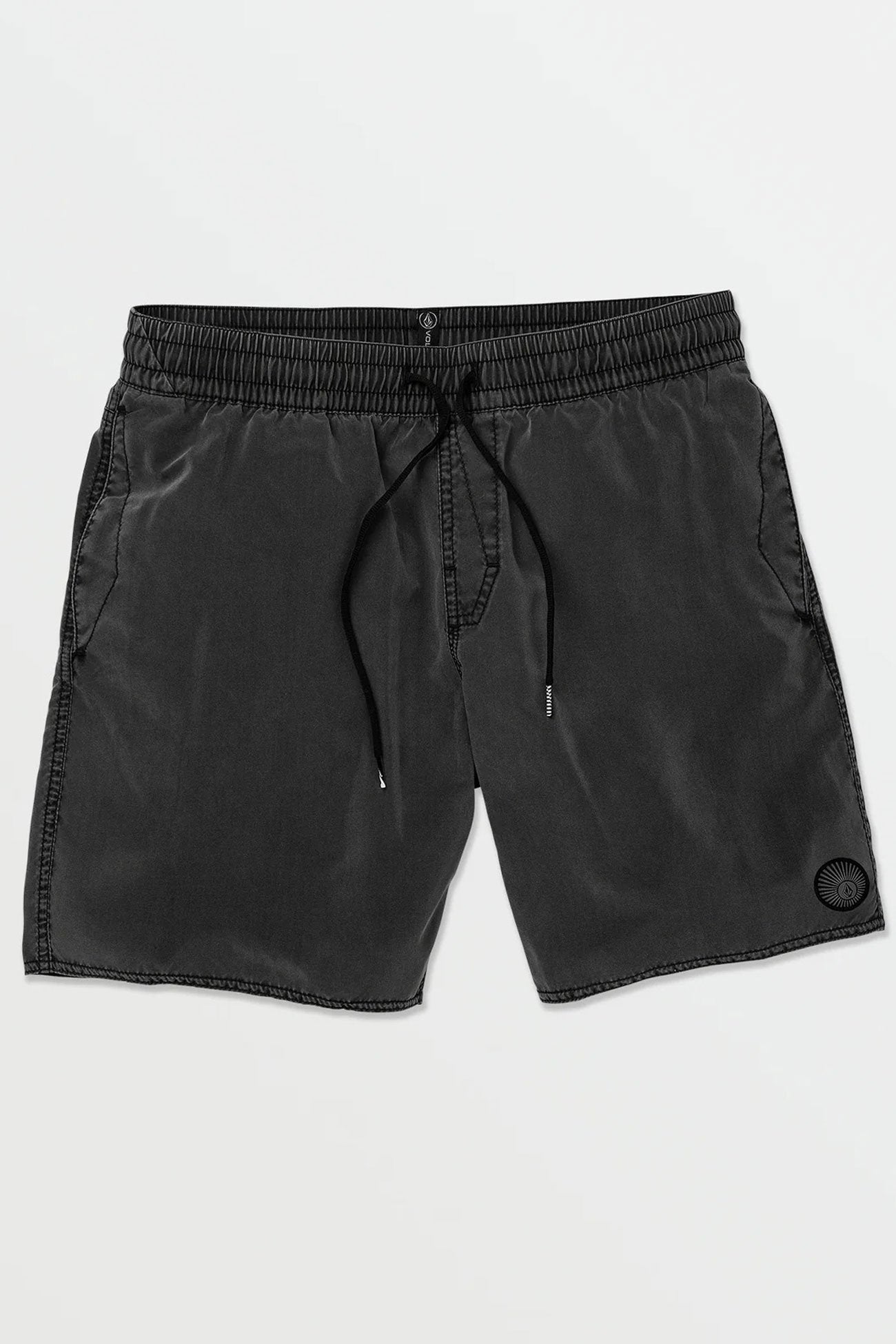 Center Trunk 17 Black