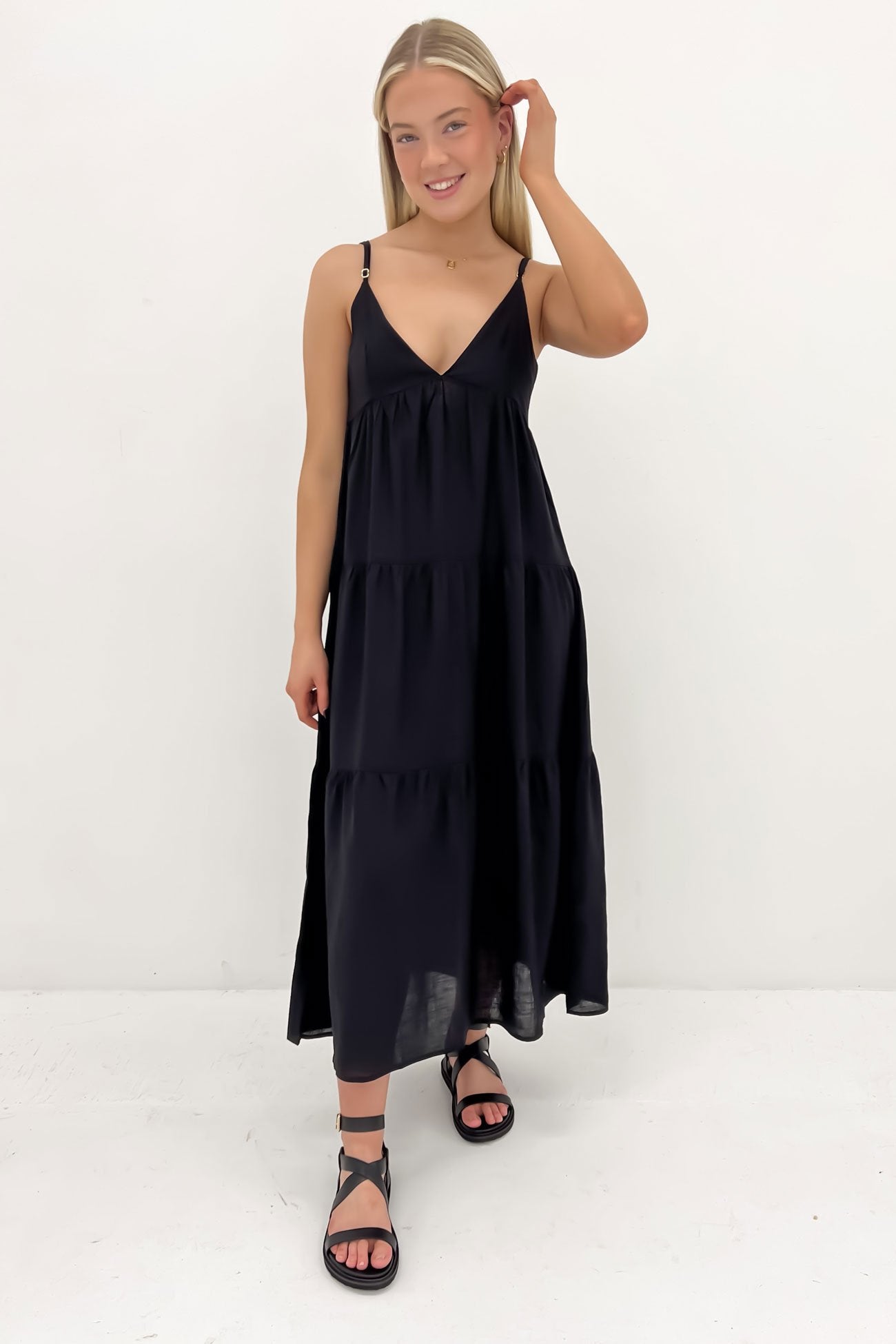 Classic Tiered Midi Dress Black