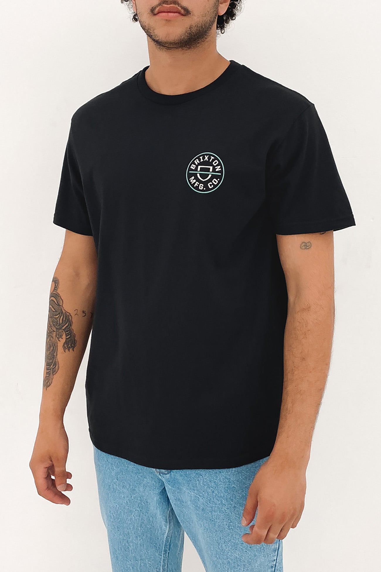 Crest II Short Sleeve Standard Tee Black Off White Jade