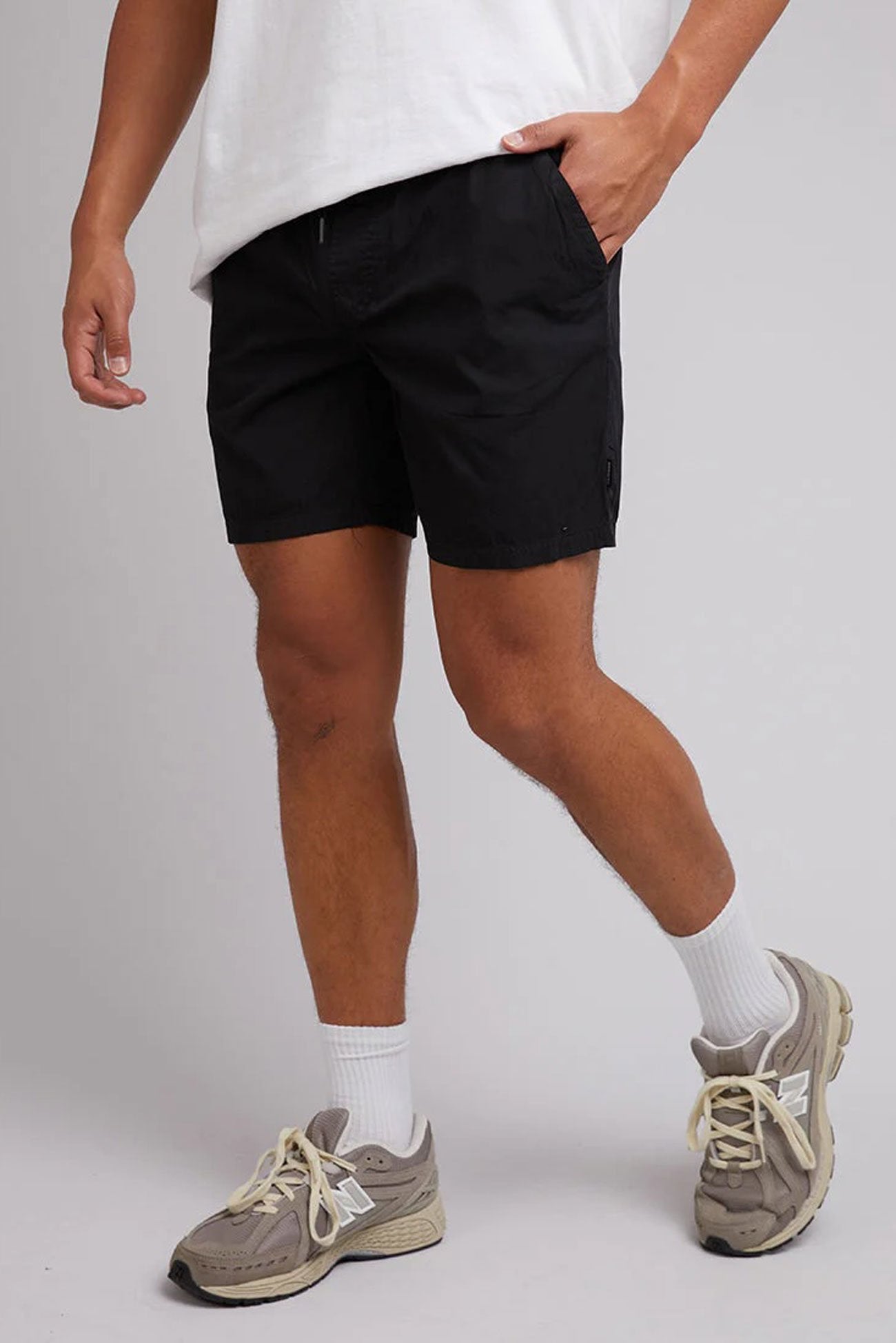 Daily Short Washed Black