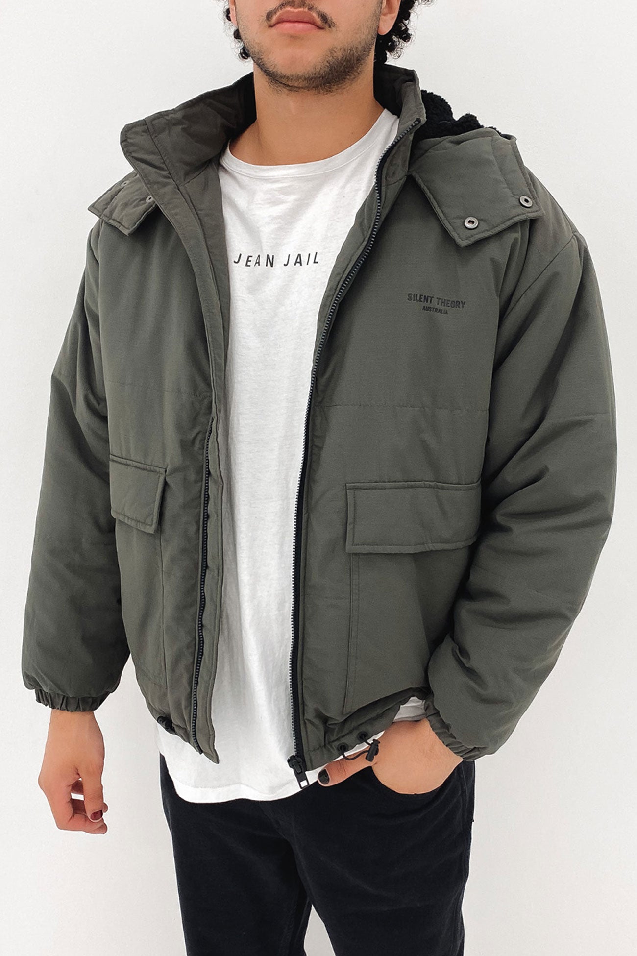 Defeat Nylon Jacket Khaki