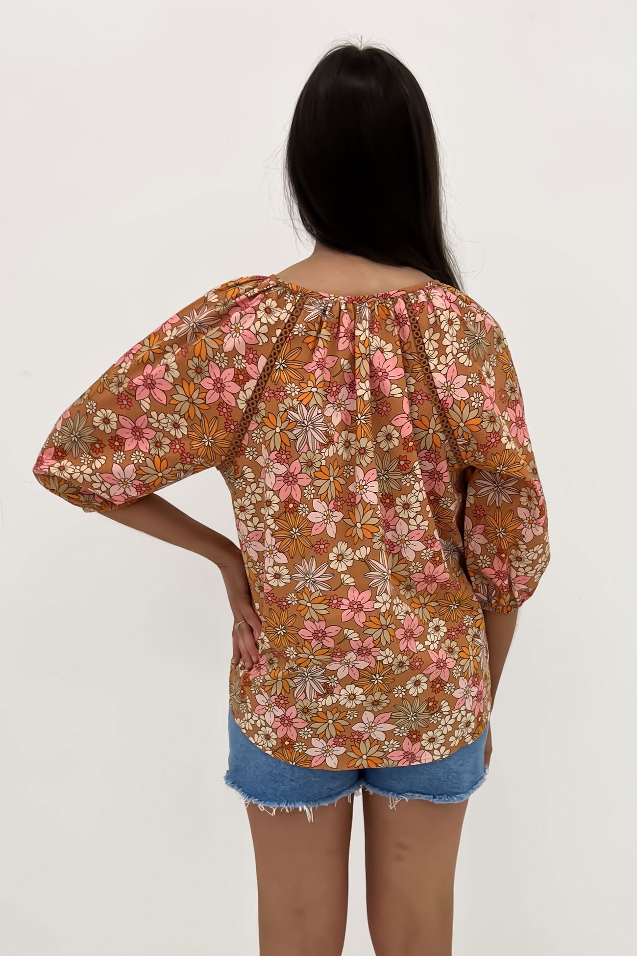 Eleanor Shell Top 70s Floral