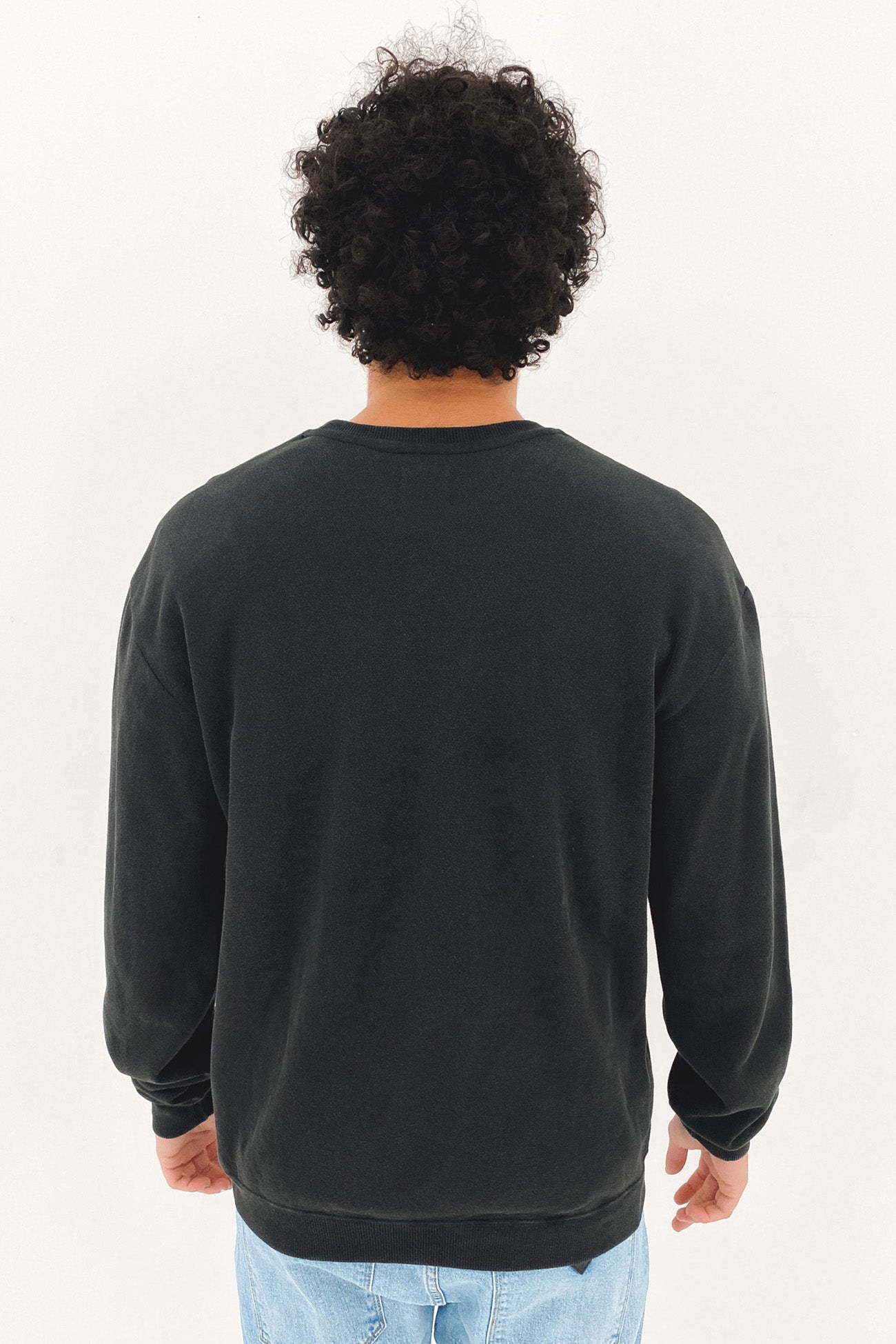 Embroided Pique Crew Washed Black