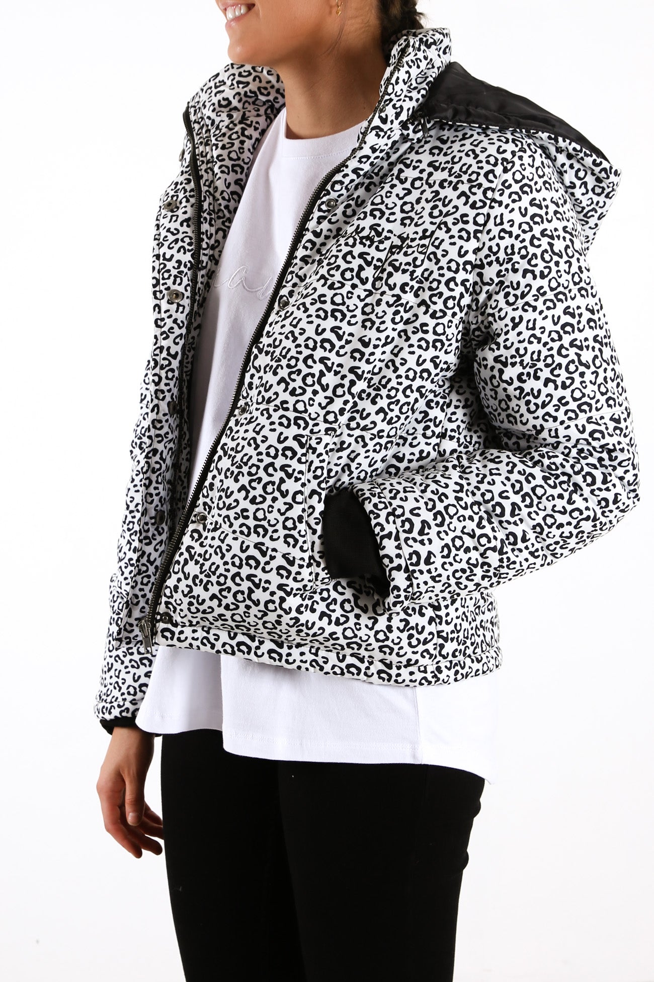 Exclusive Leopard Puffer Jacket Black