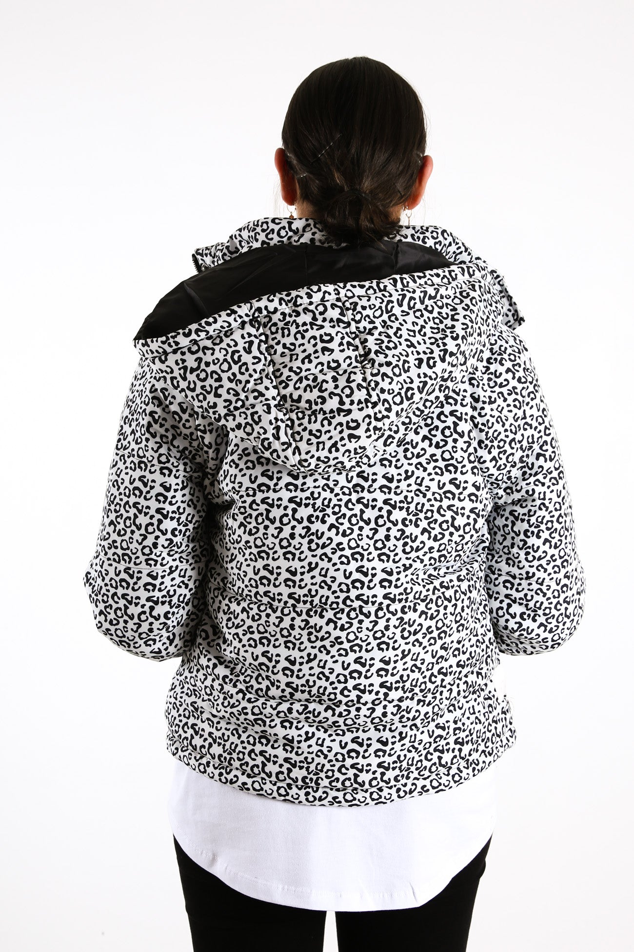 Exclusive Leopard Puffer Jacket Black