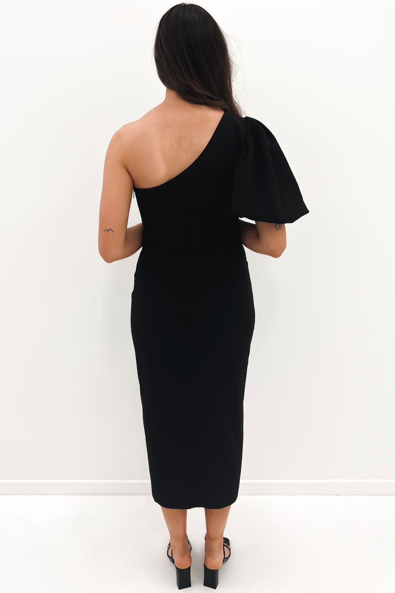 Go My Way Midi Dress Black