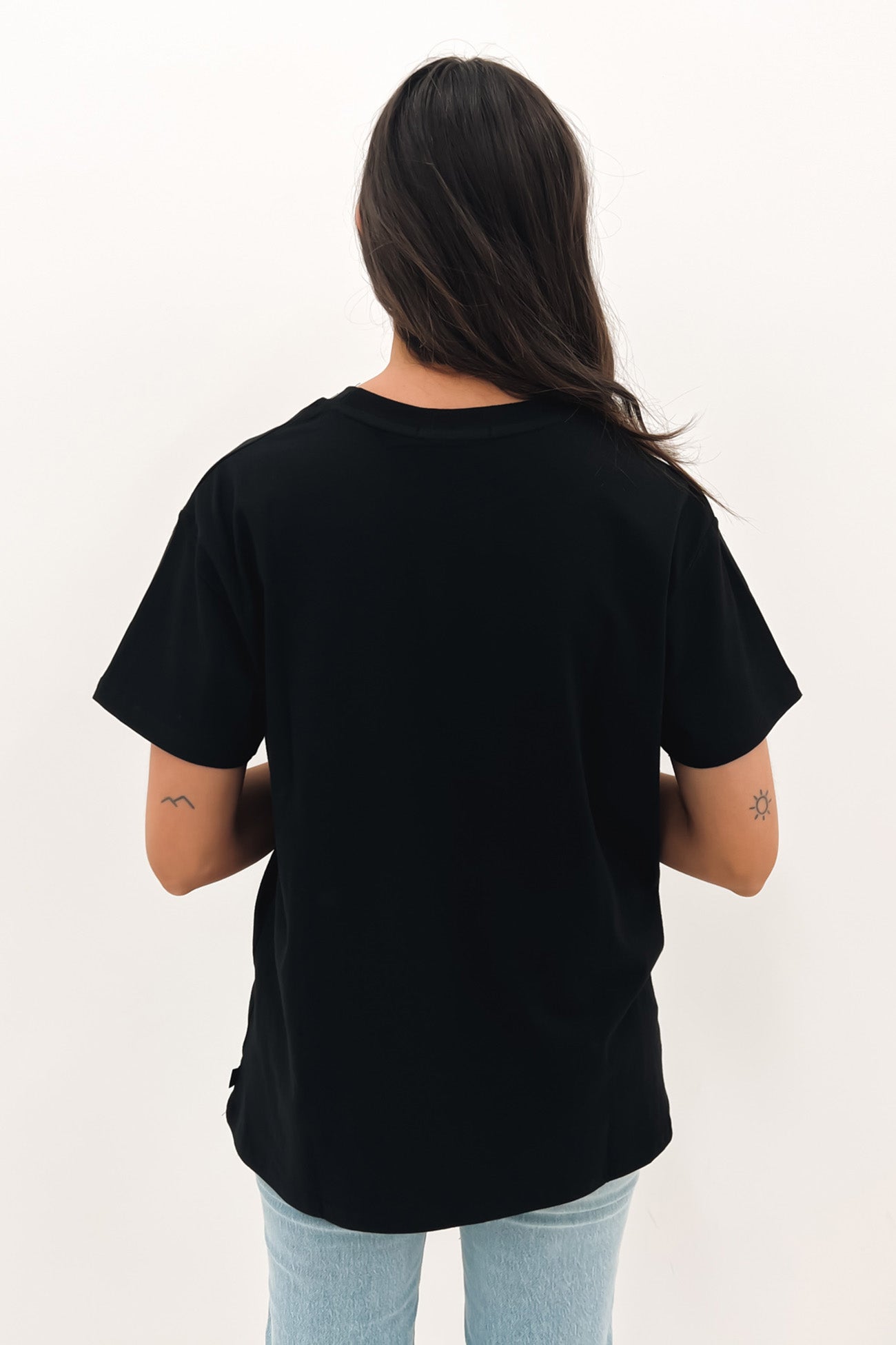 Goldie Tee Black