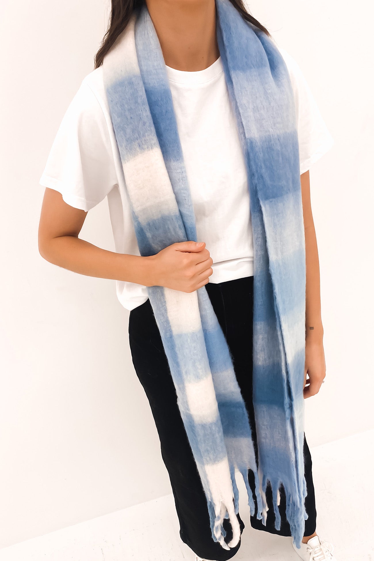 Grayson Scarf Blue White