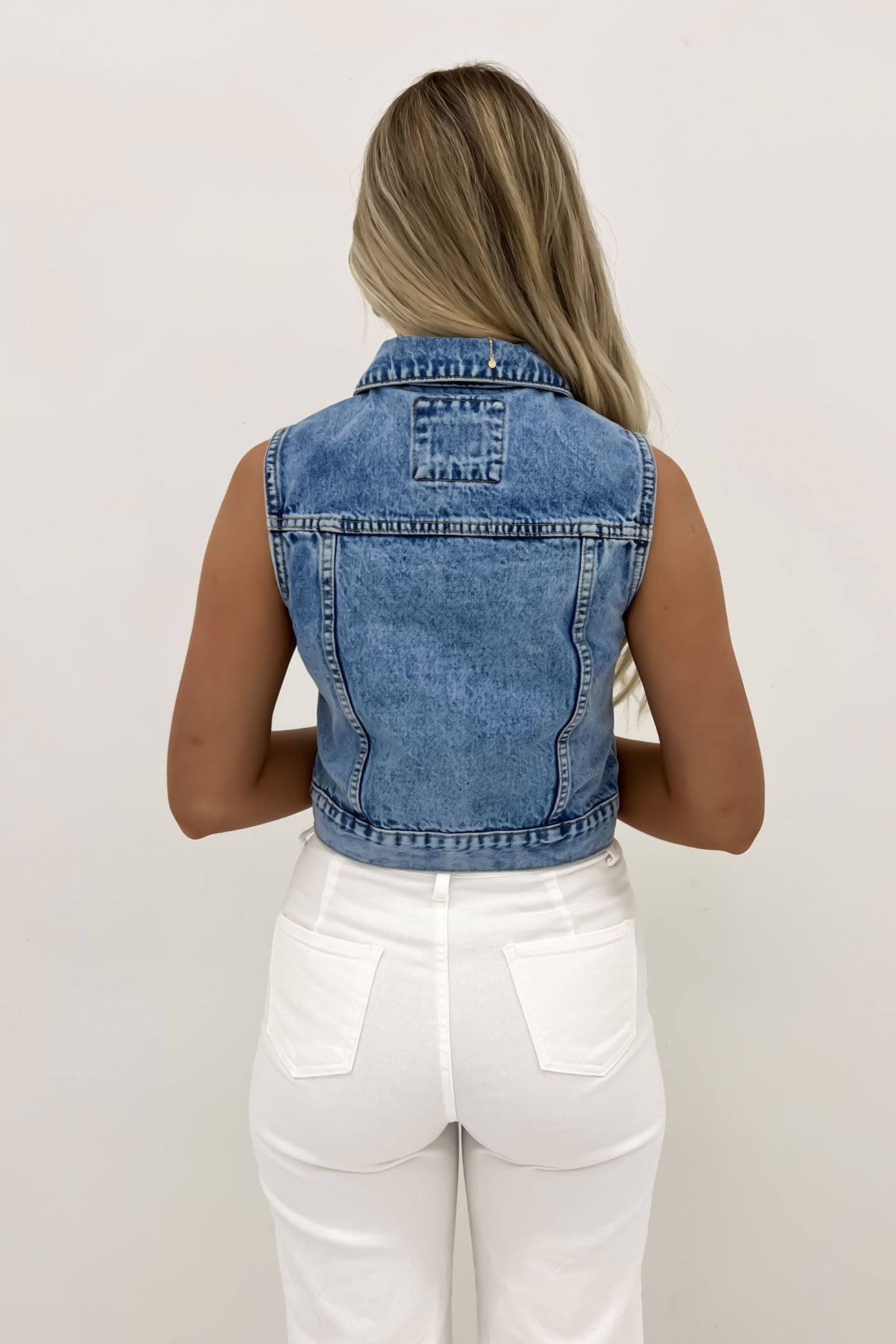 Harper Vest Light Blue