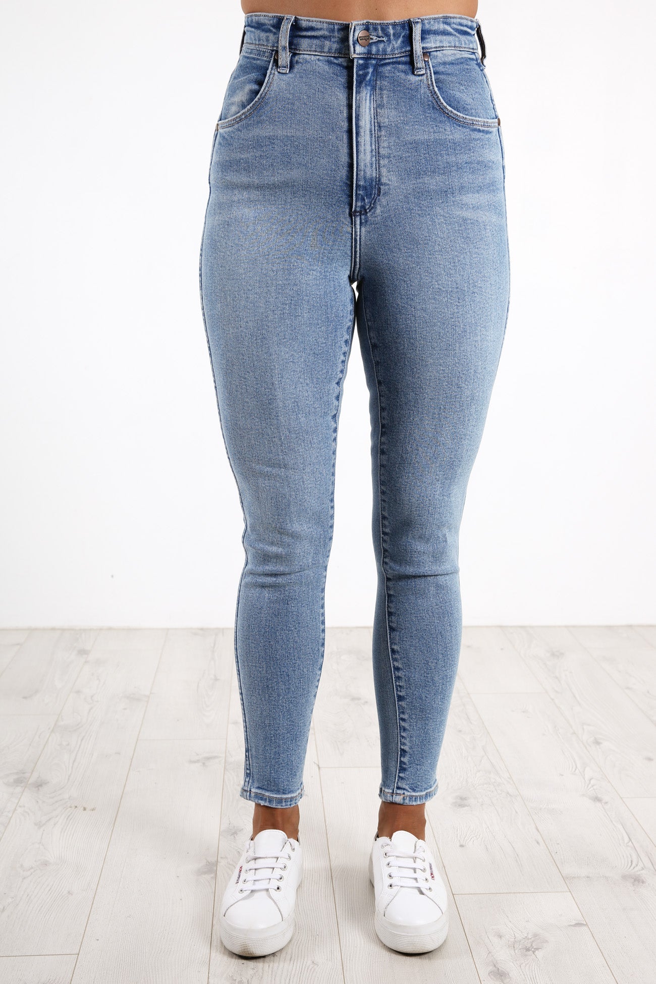 Hi Pins Skinny Cropped Jean Siren