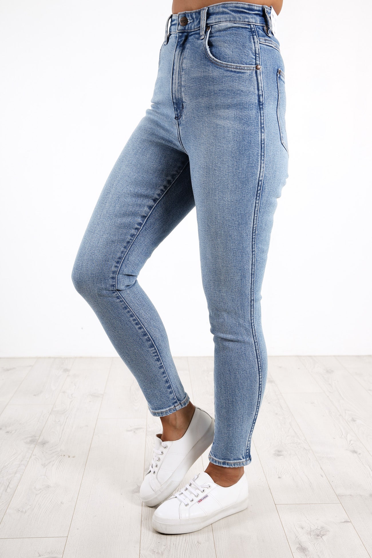 Hi Pins Skinny Cropped Jean Siren