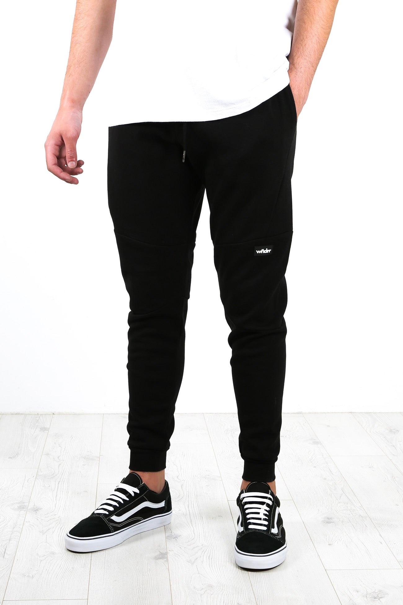 Hoxton Tech Trackpant Black