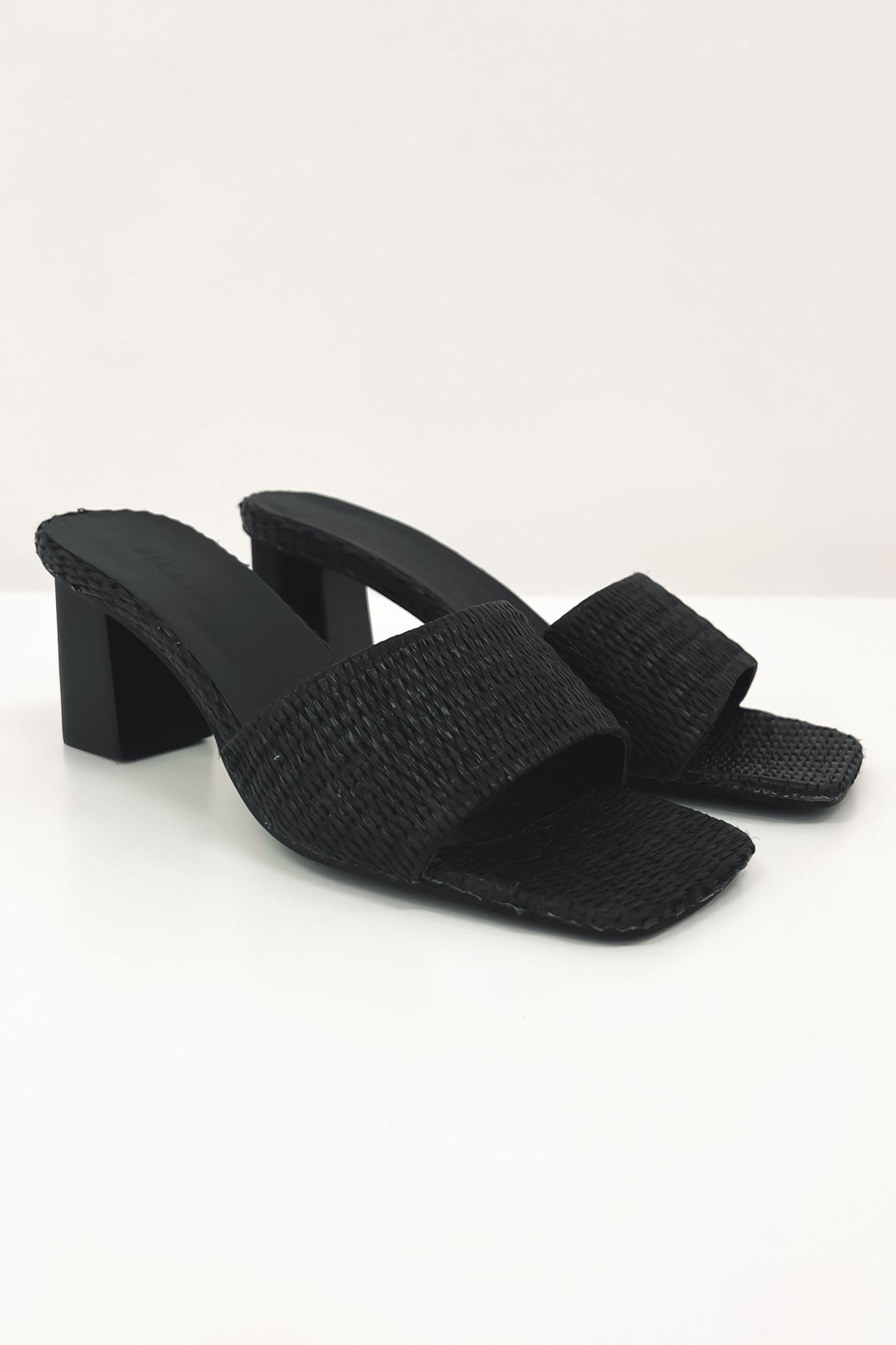 Ukko Heel Black Raffia