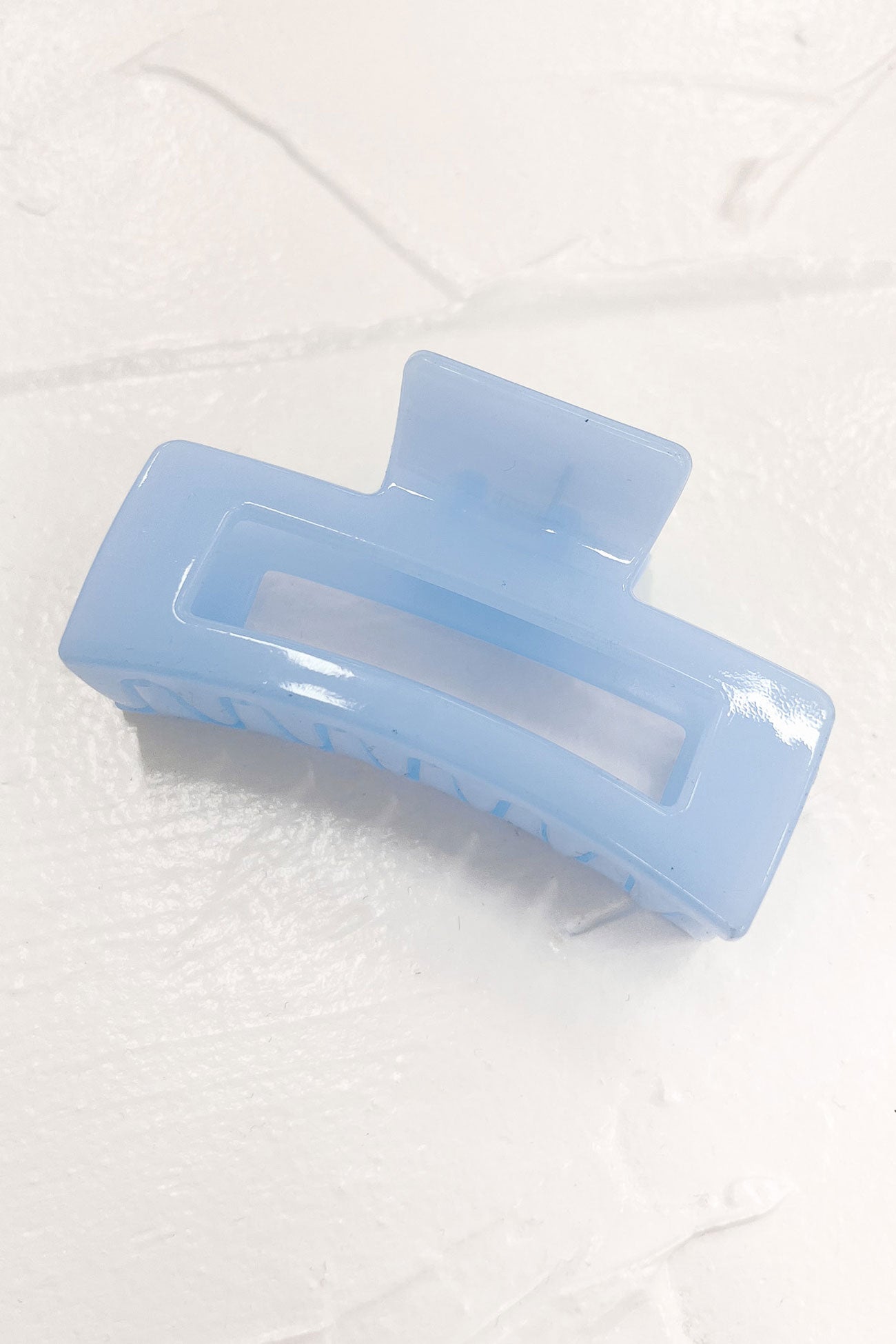 Camila Claw Clip Baby Blue