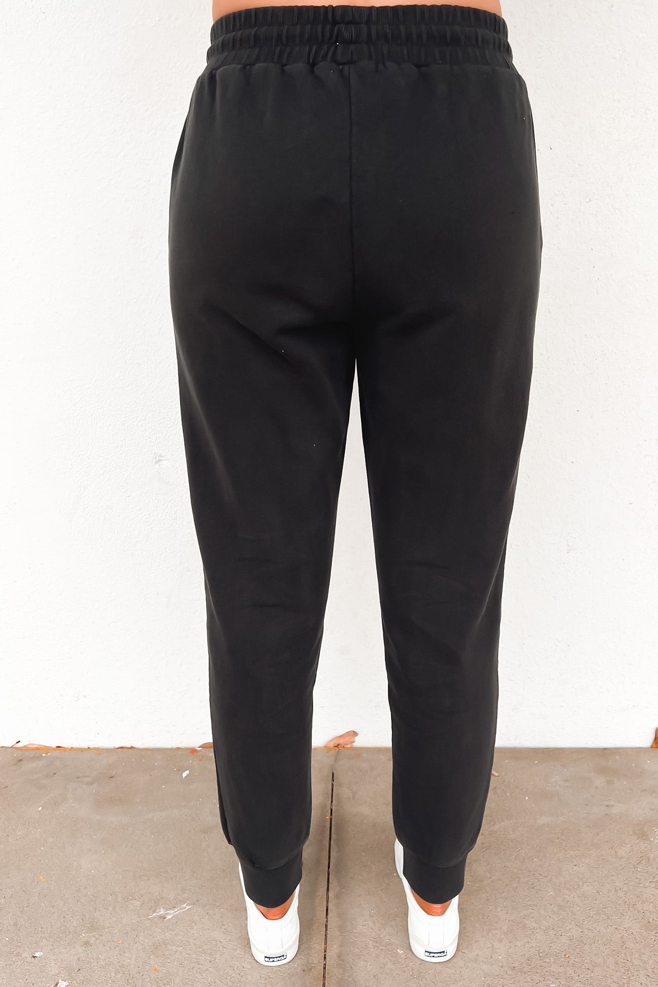 JNJL Essential Trackpant Washed Black