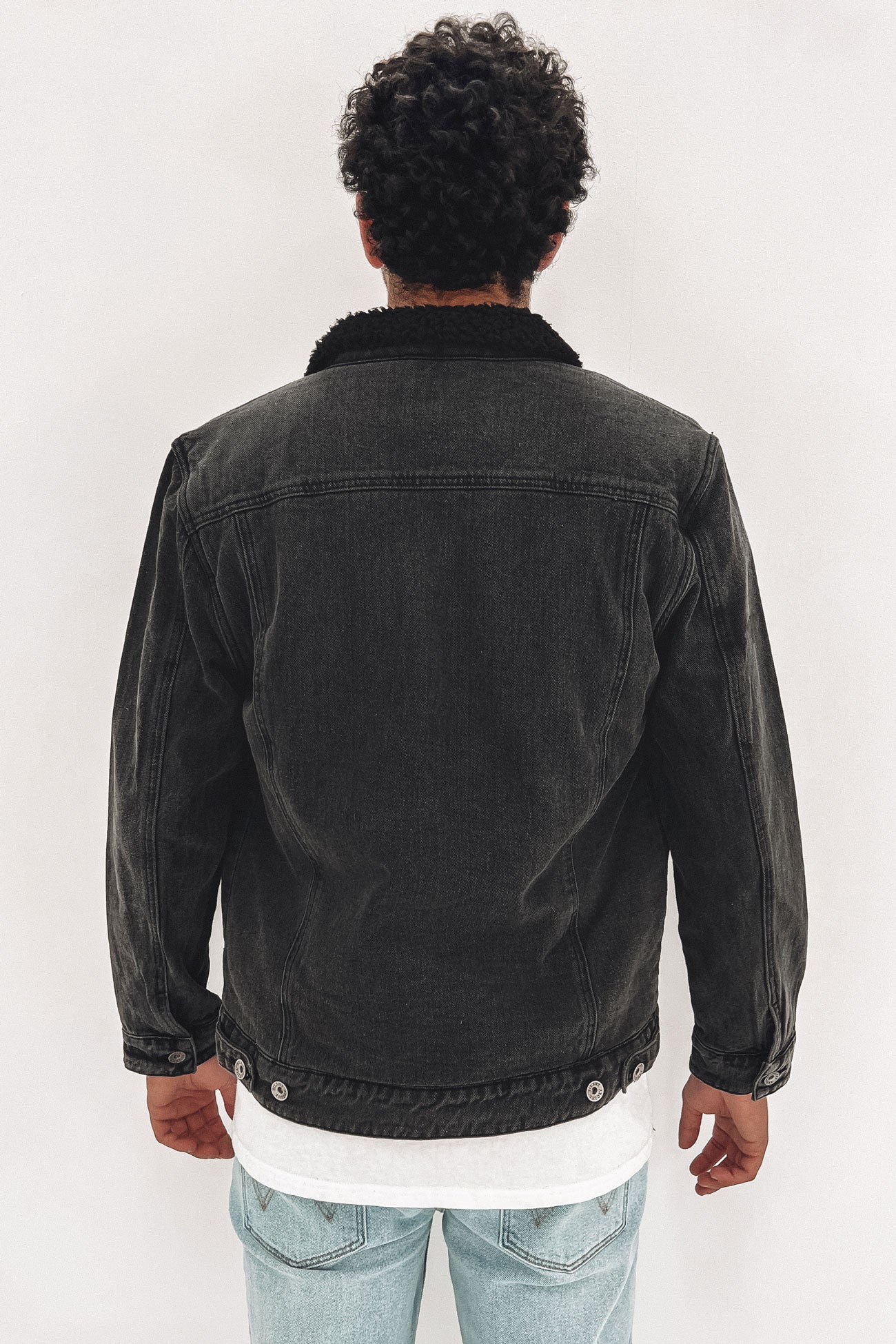 Jefe Sherpa Jacket Washed Black