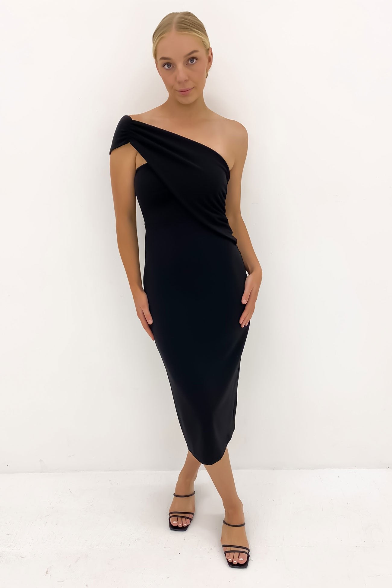 Kailey Midi Dress Black