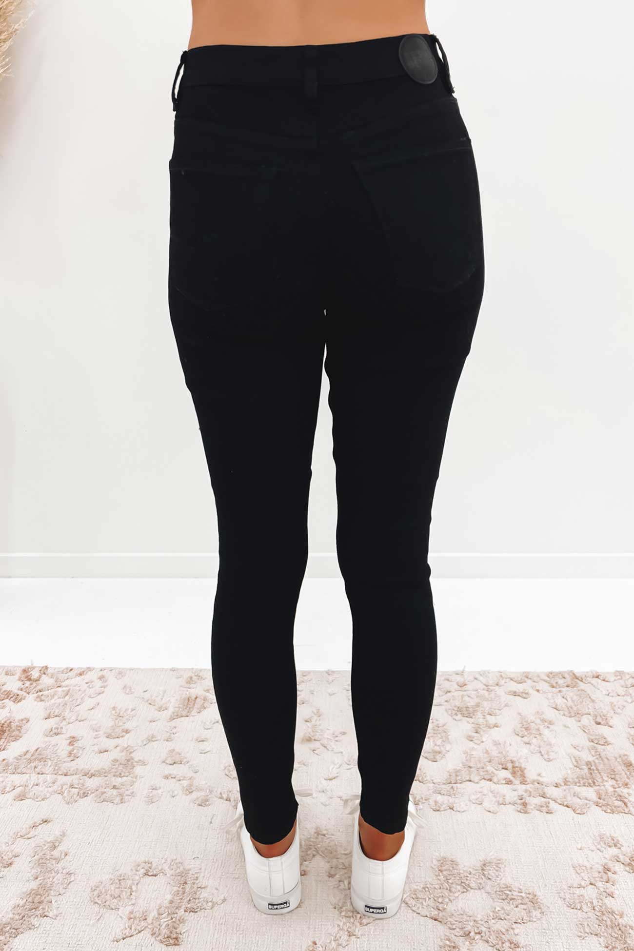 Kitty Skinny Jean Back In Black