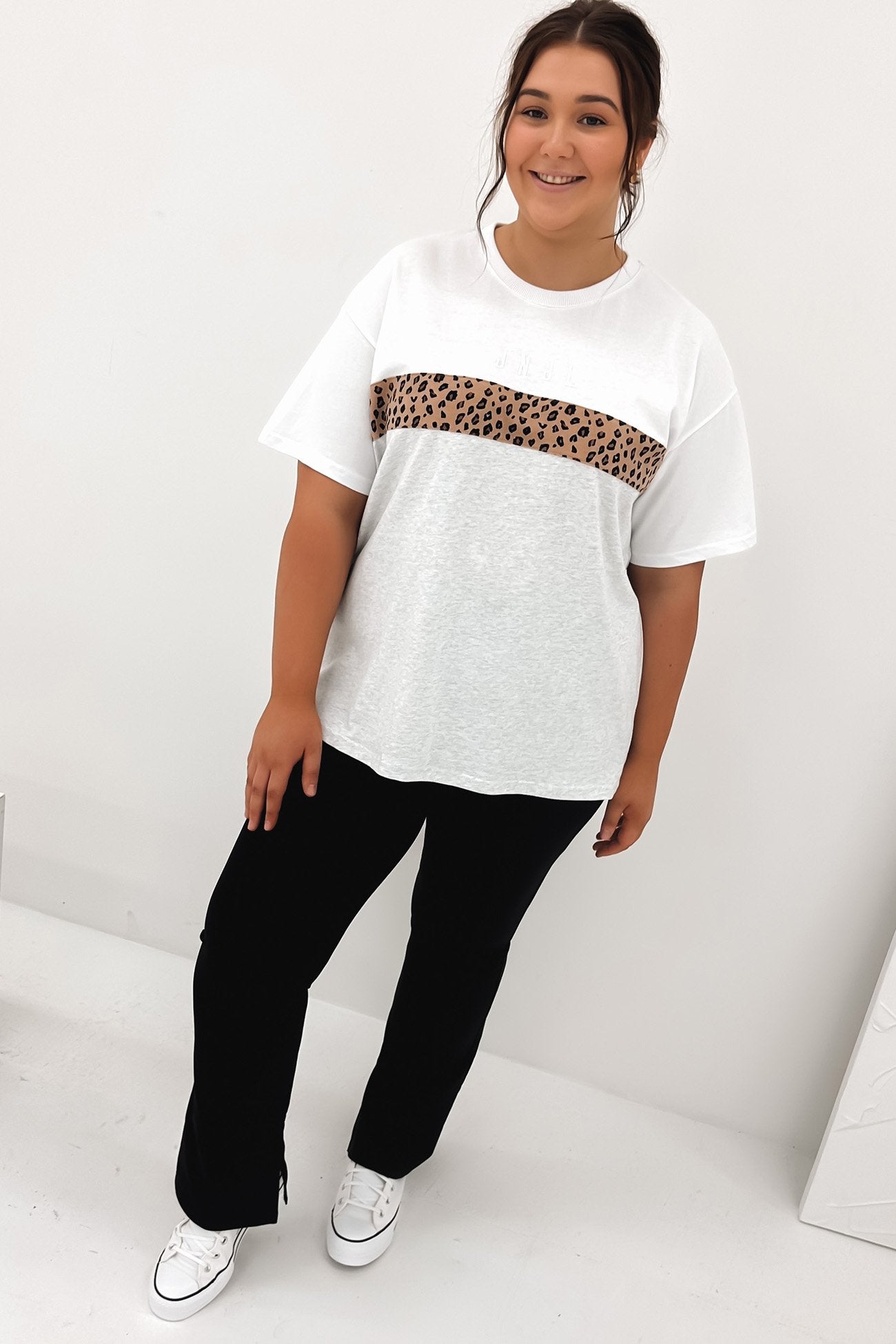 Leopard Panel Up Tee Snow Marle