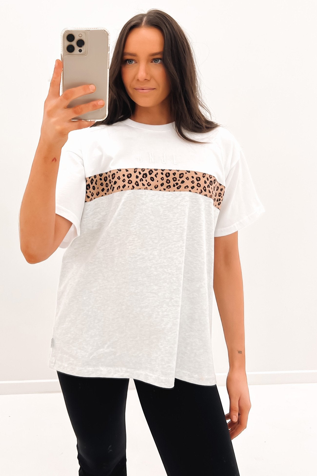 Leopard Panel Up Tee Snow Marle