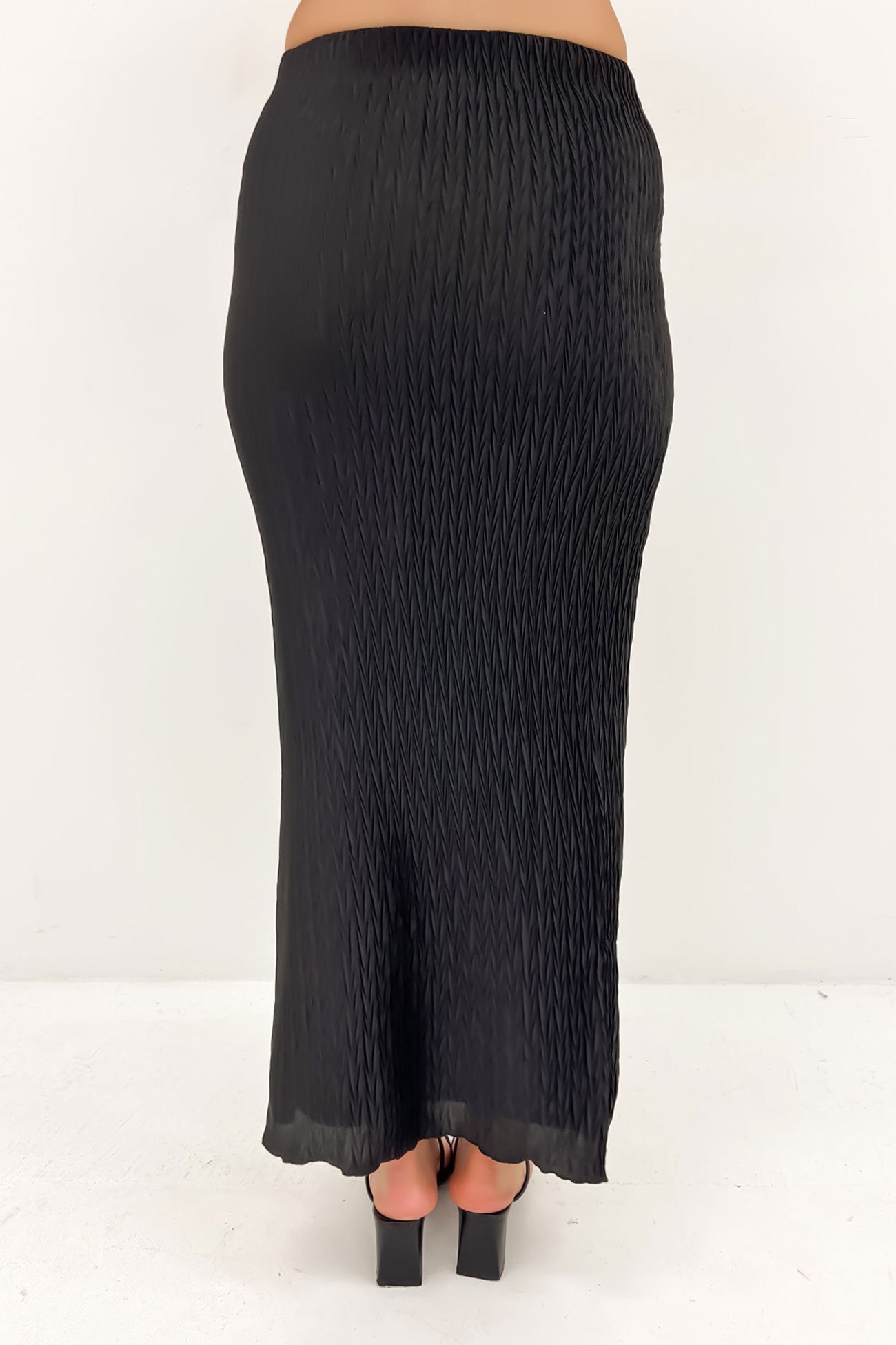 Maxinne Maxi Skirt Black