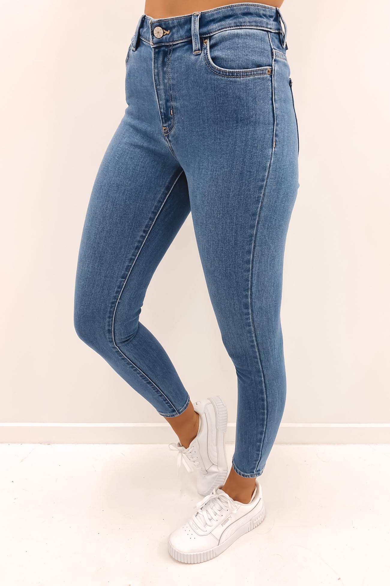 Mid Ankle Skimmer Jean Blue Chronicle