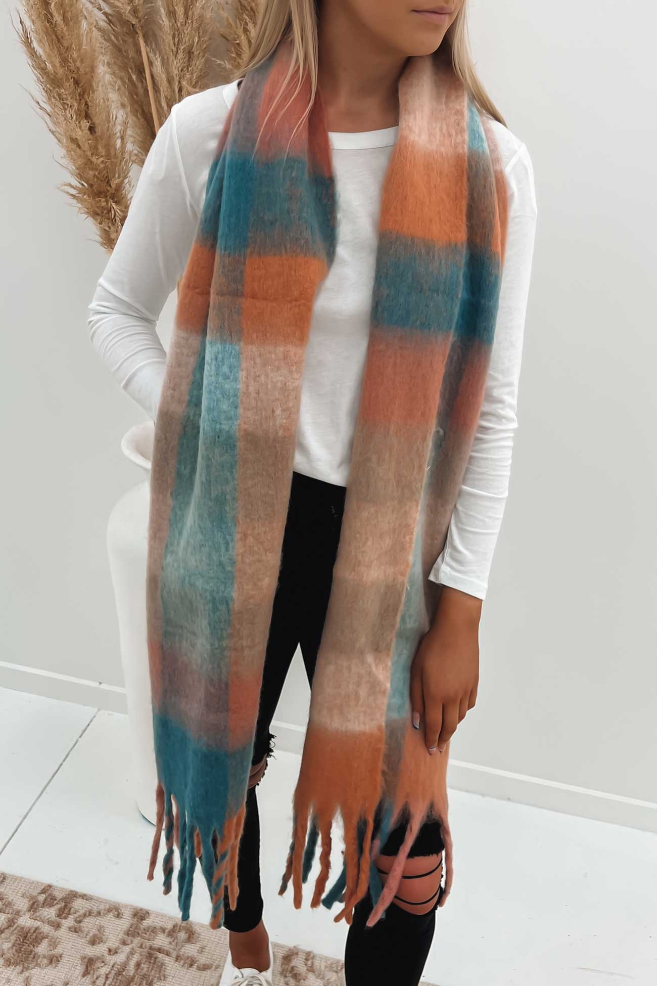 Nicole Fluffy Scarf Peach Multi