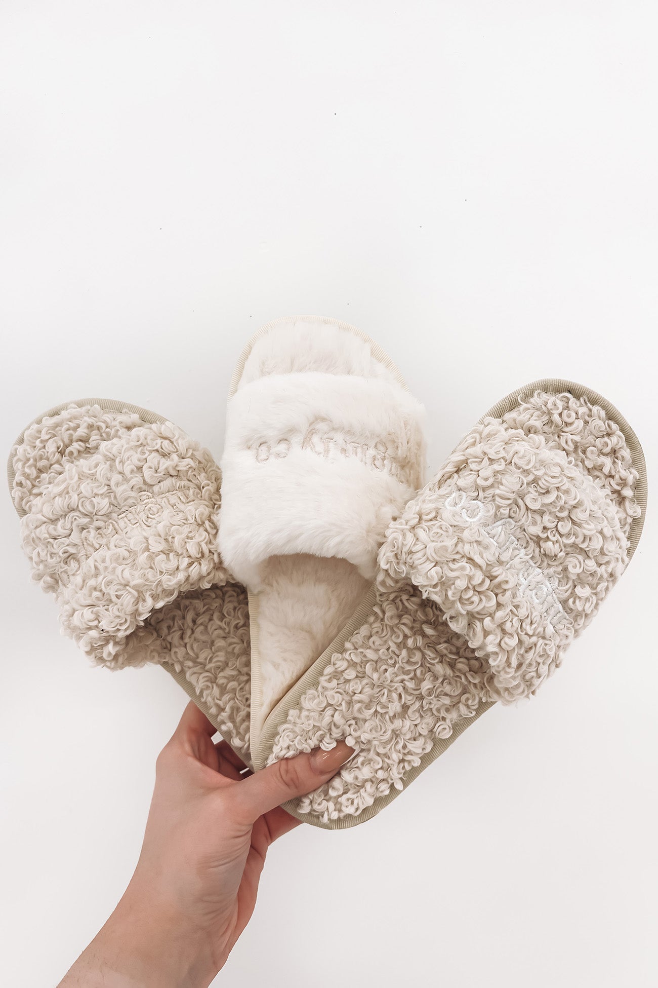 Nightly Sherpa Slipper Beige White