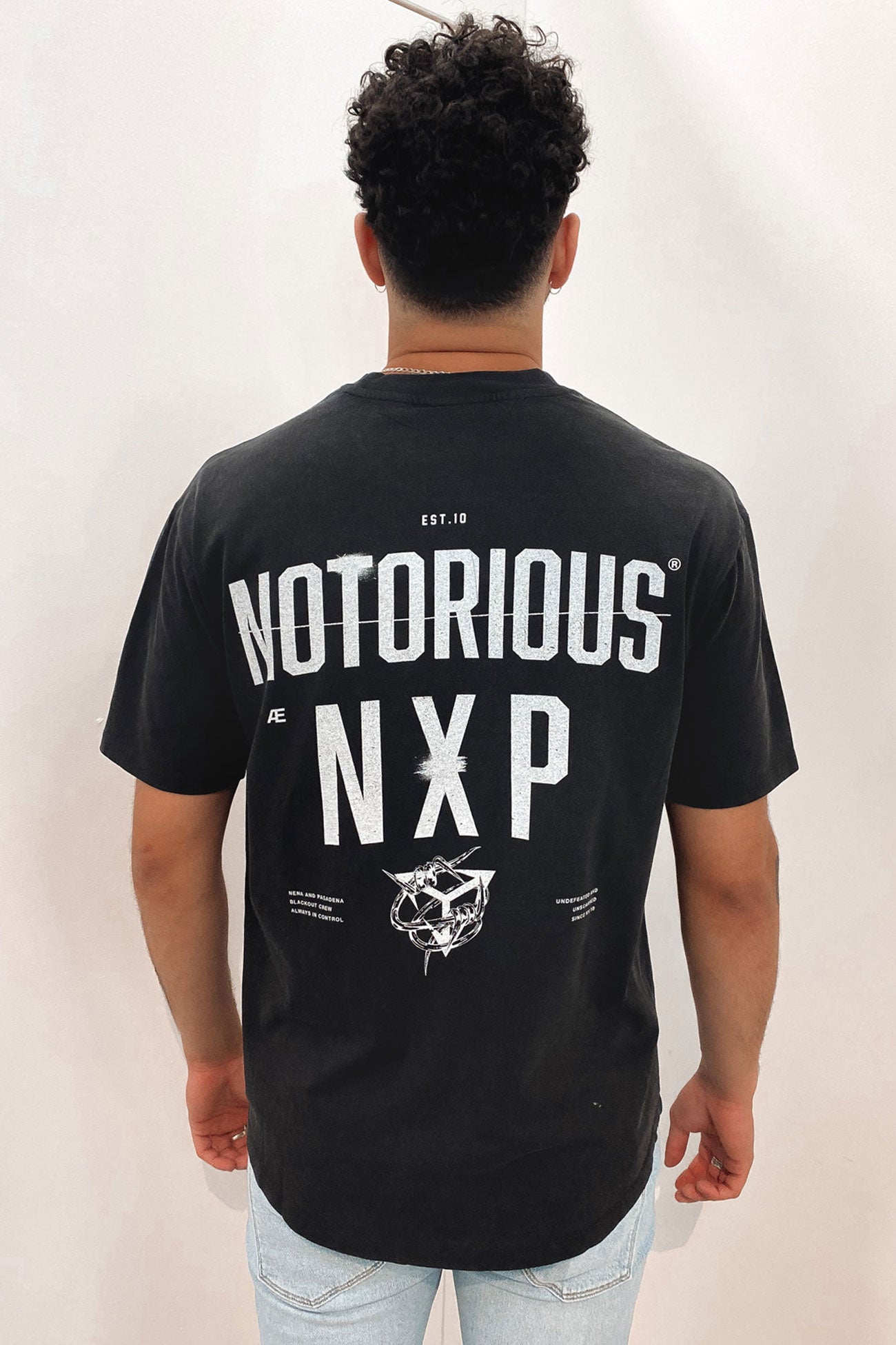 Notorious Box Fit Scoop Tee Mineral Black