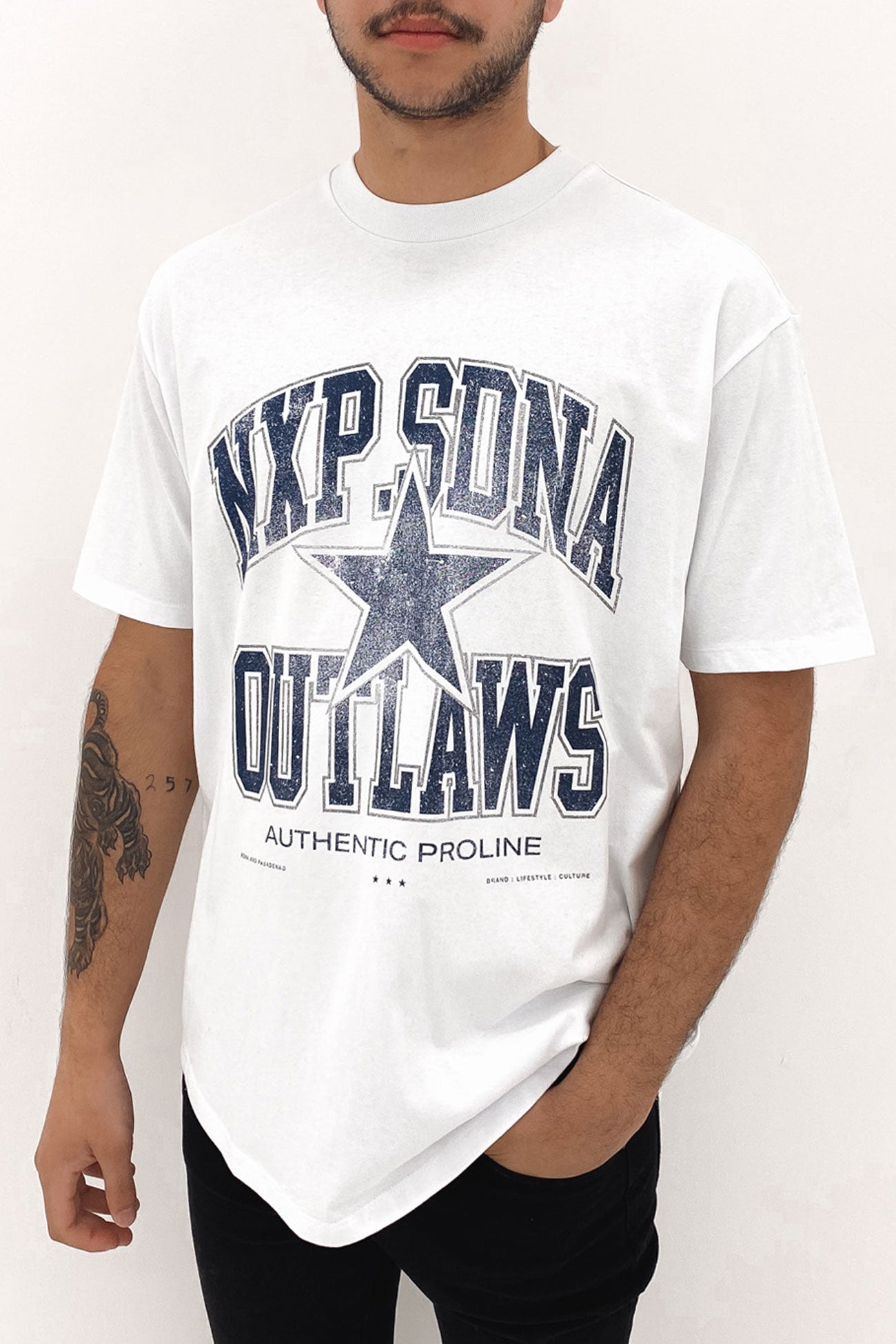 Outlaws Box Fit Scoop Tee White