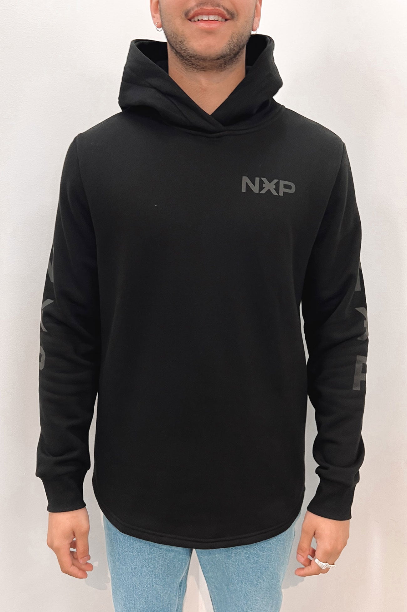 Parallel Hooded Dual Curved Sweater Jet Black