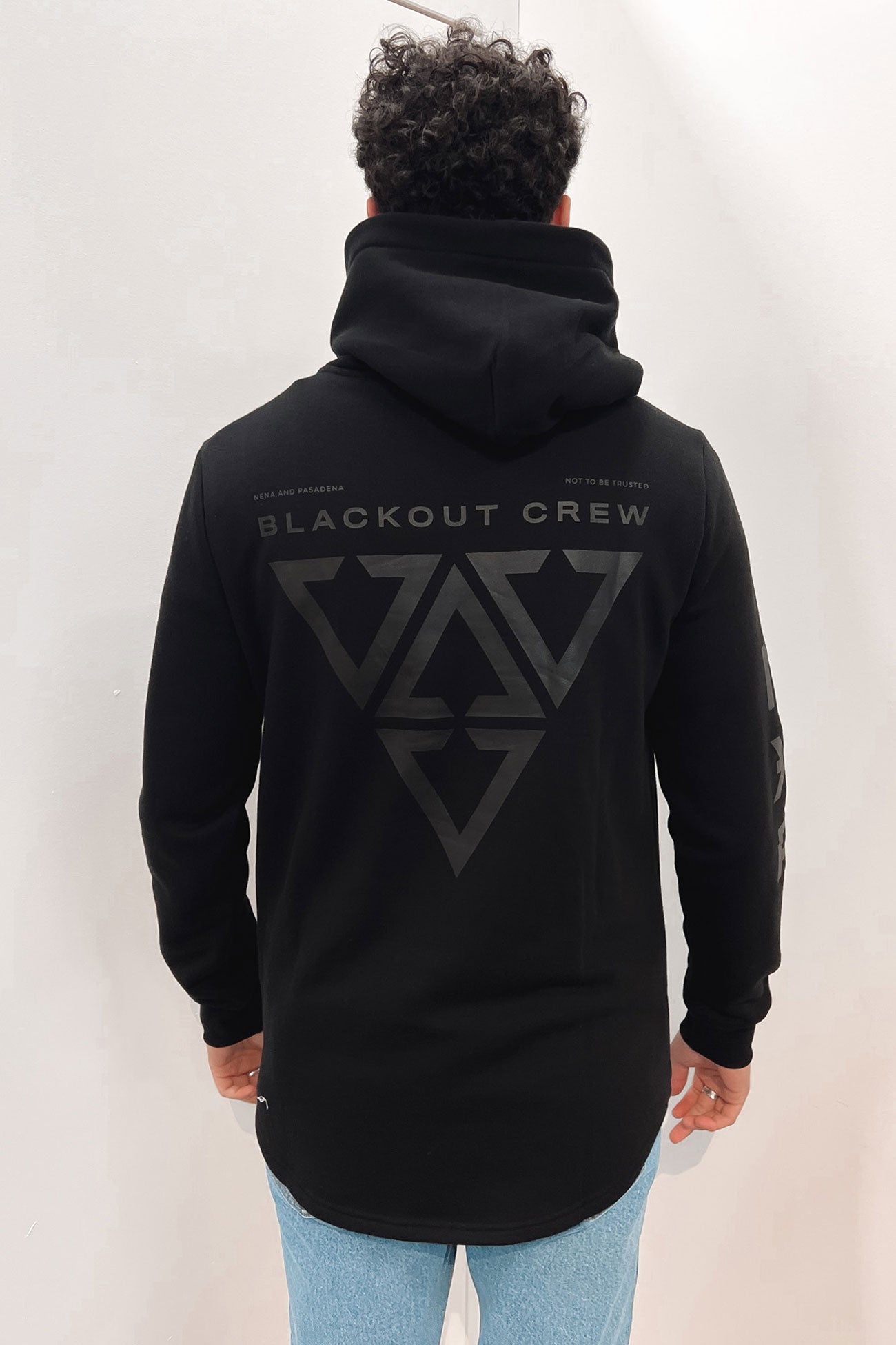 Parallel Hooded Dual Curved Sweater Jet Black